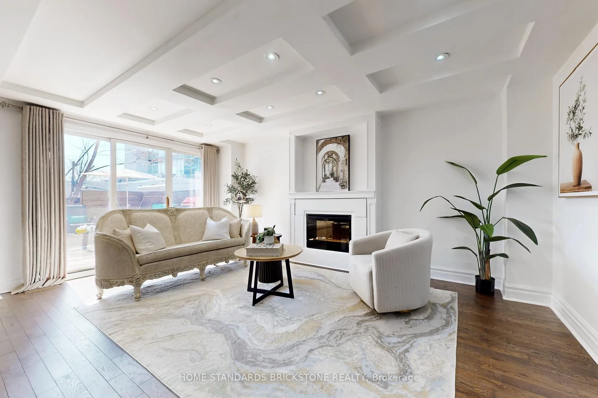 Photo 4 of 21 Pretoria Avenue, Toronto, Playter Estates-Danforth — HOMEH