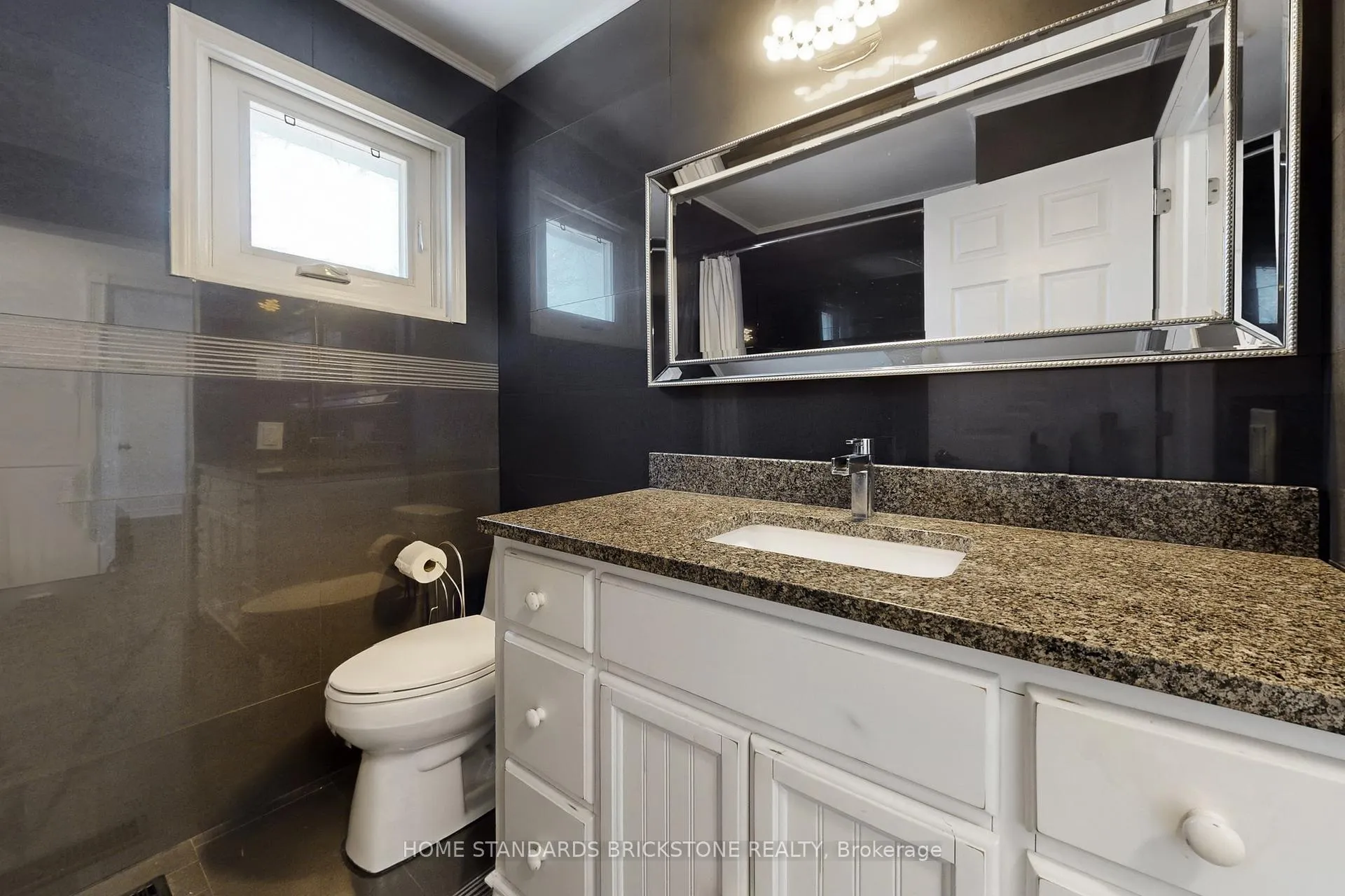 Photo 26 of 21 Pretoria Avenue, Toronto, Playter Estates-Danforth — HOMEH