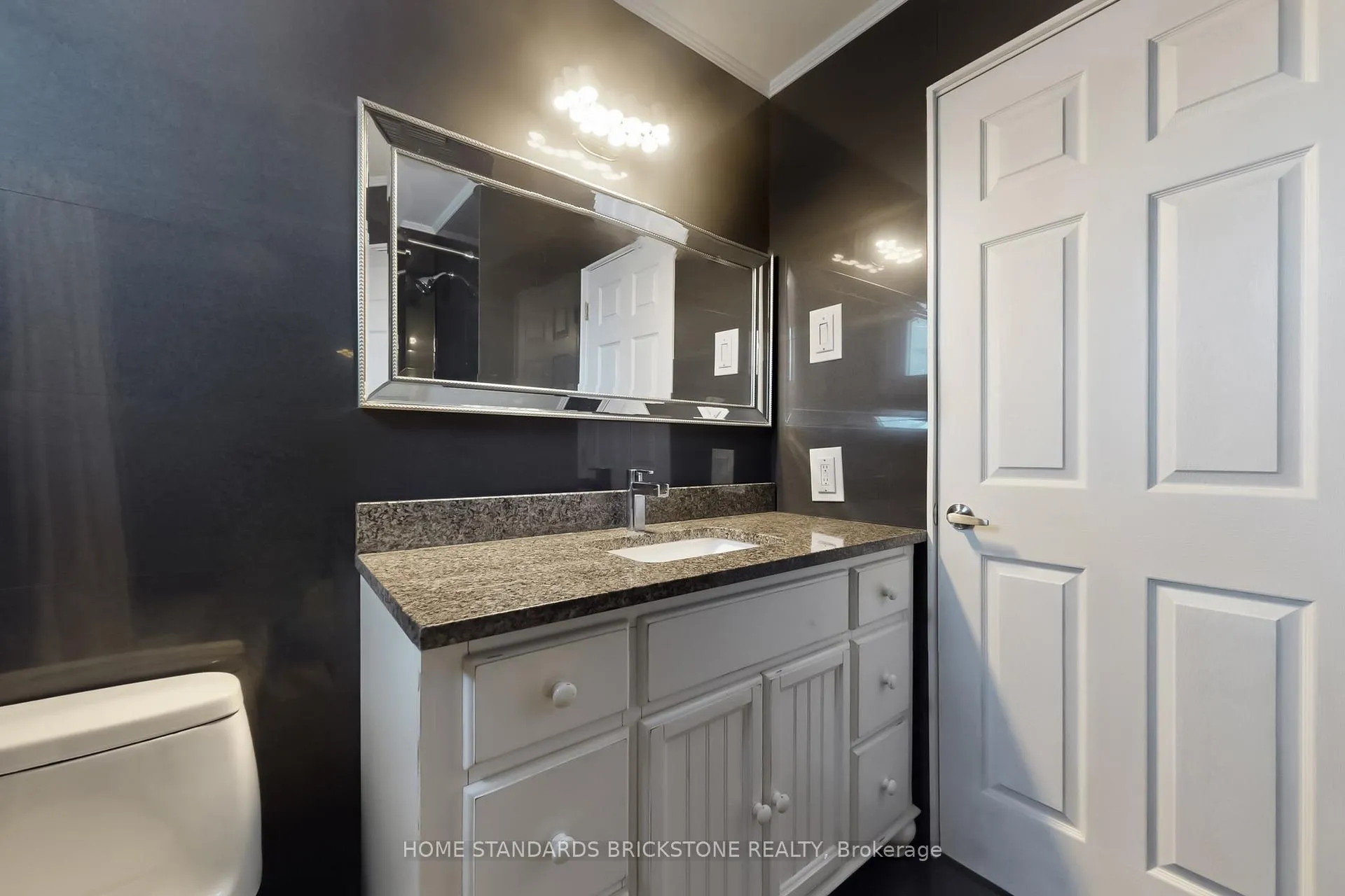 Photo 27 of 21 Pretoria Avenue, Toronto, Playter Estates-Danforth — HOMEH