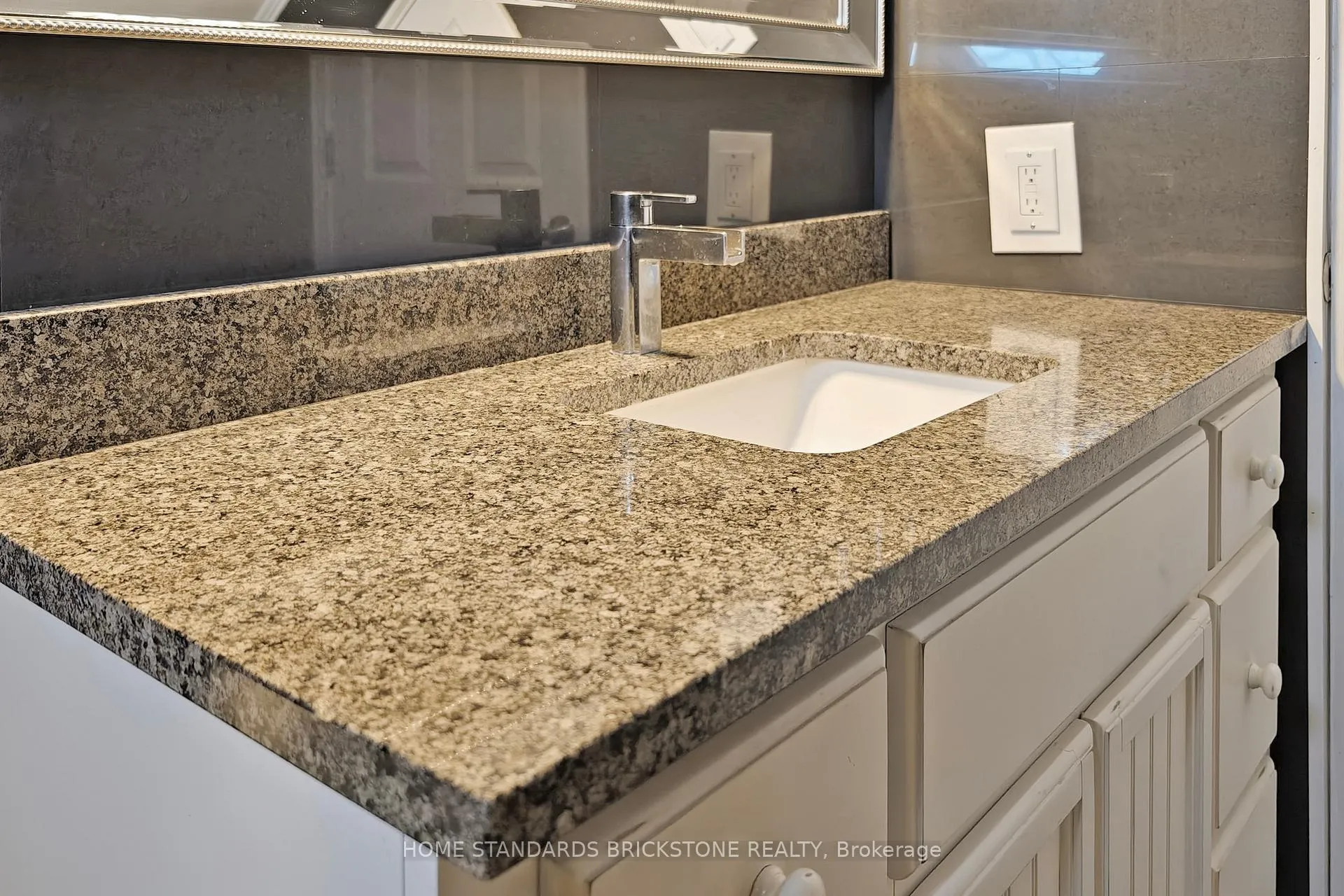 Photo 29 of 21 Pretoria Avenue, Toronto, Playter Estates-Danforth — HOMEH