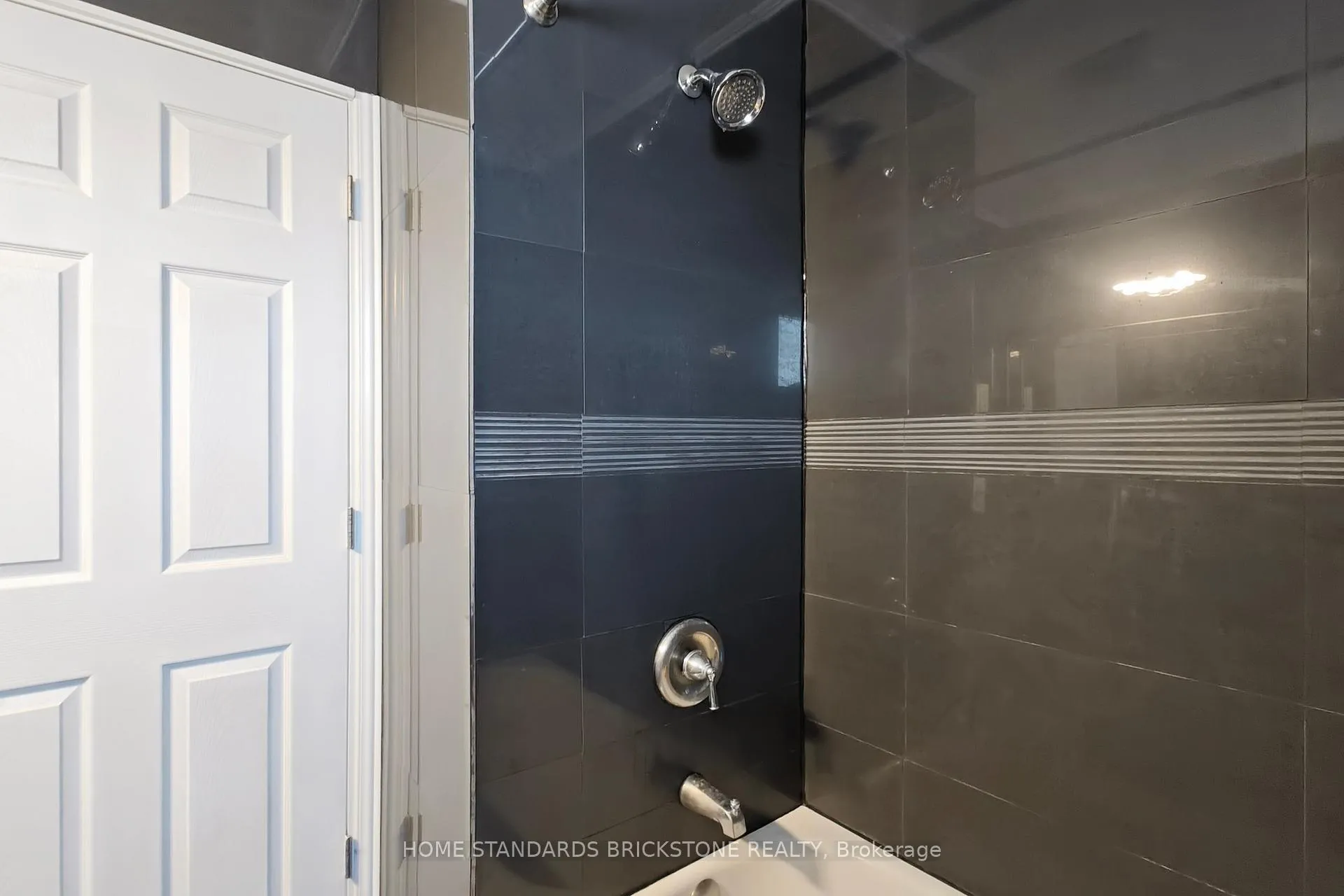 Photo 30 of 21 Pretoria Avenue, Toronto, Playter Estates-Danforth — HOMEH