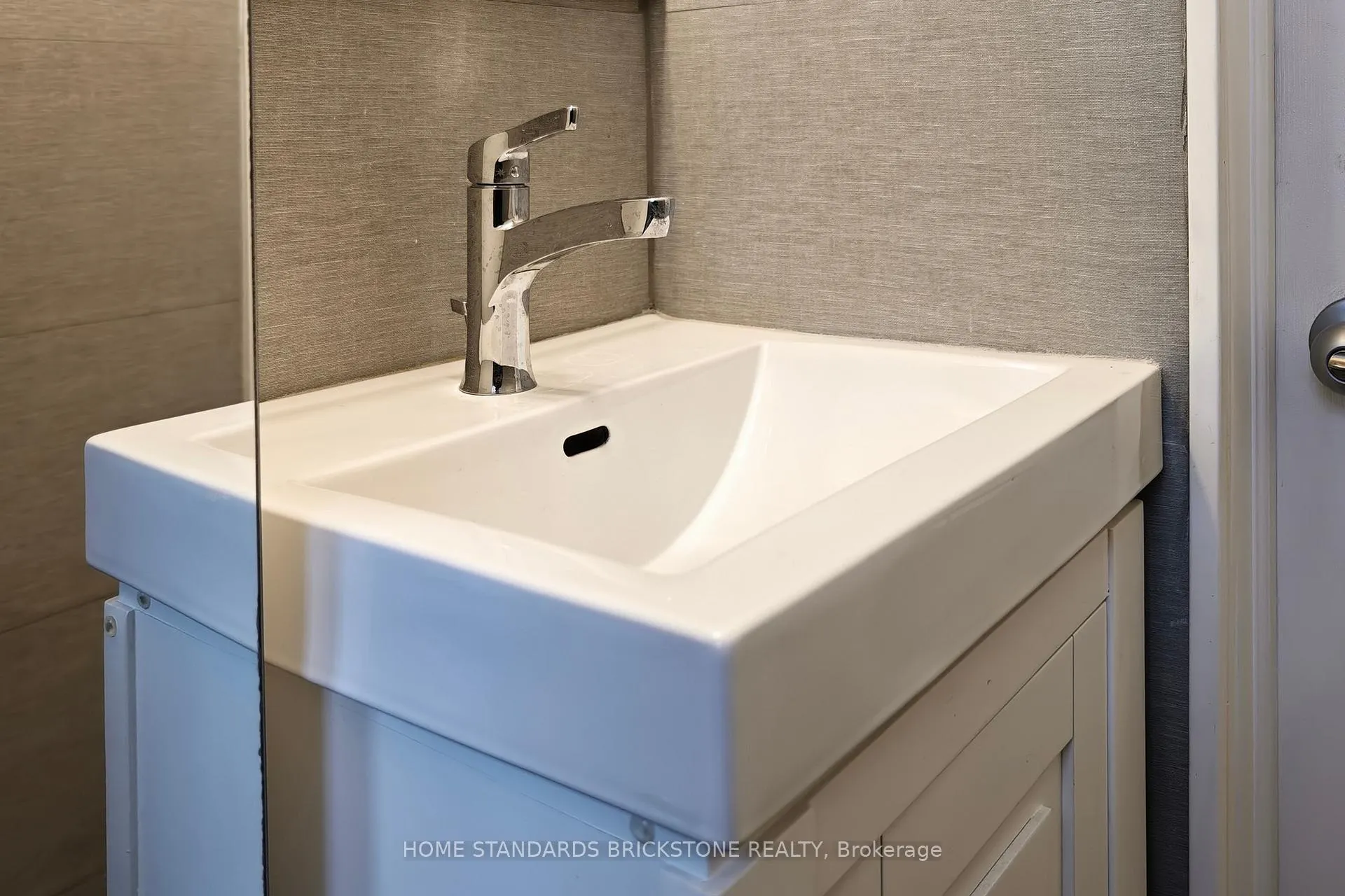 Photo 39 of 21 Pretoria Avenue, Toronto, Playter Estates-Danforth — HOMEH