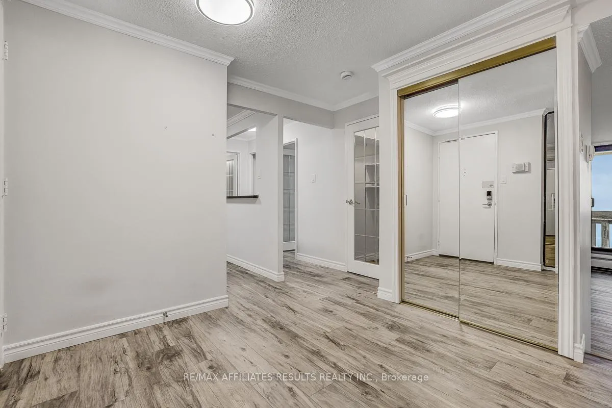 Photo 5 of Unit 1609, 415 Greenview Avenue, Ottawa, Britannia — HOMEH