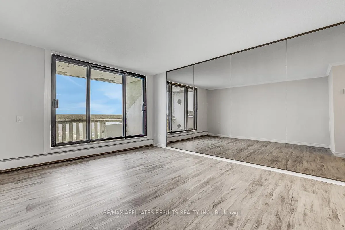 Photo 12 of Unit 1609, 415 Greenview Avenue, Ottawa, Britannia — HOMEH