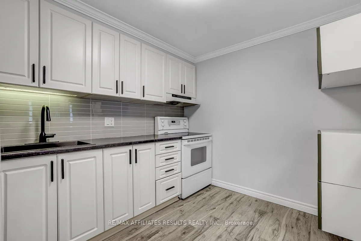 Photo 15 of Unit 1609, 415 Greenview Avenue, Ottawa, Britannia — HOMEH