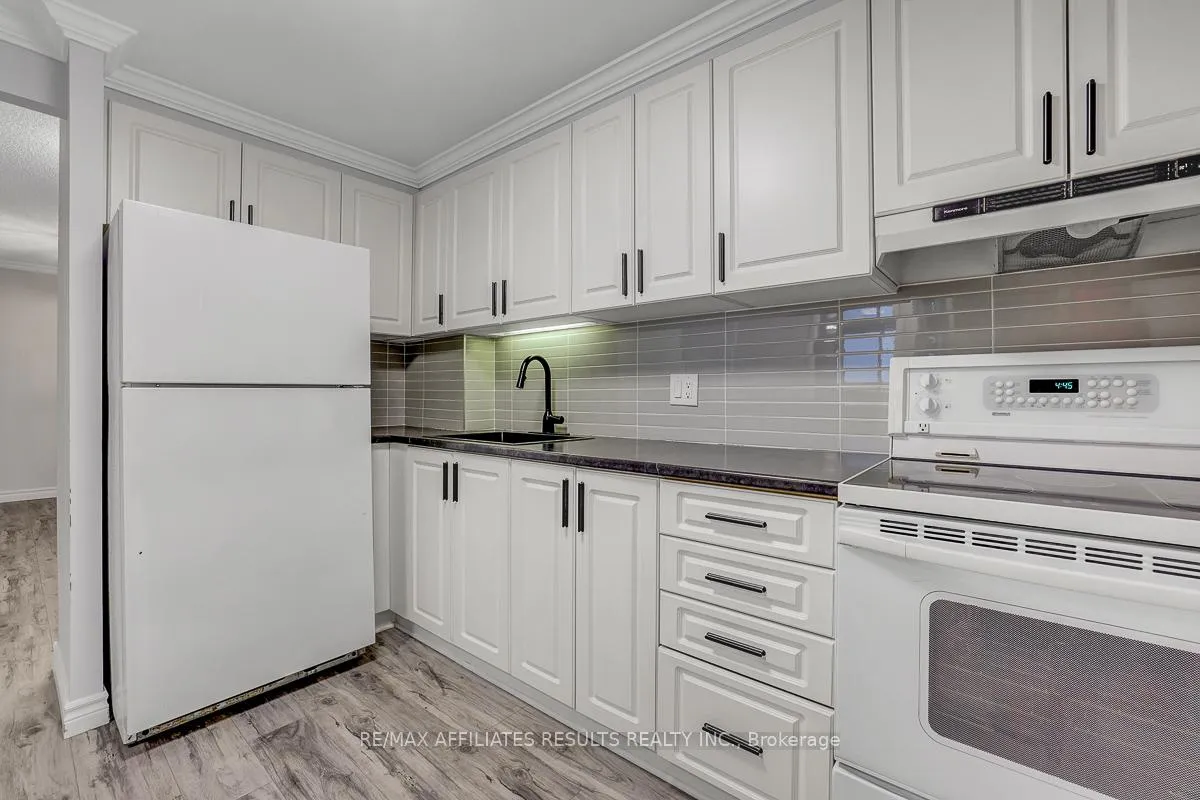 Photo 18 of Unit 1609, 415 Greenview Avenue, Ottawa, Britannia — HOMEH