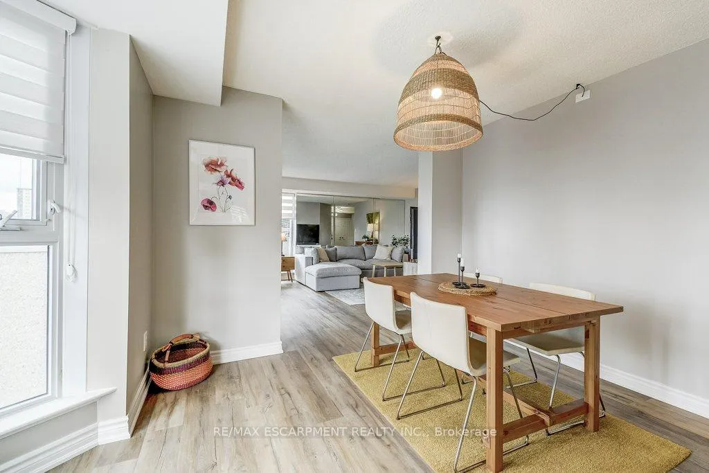 Photo 20 of Unit 9D, 67 Caroline Street S, Hamilton, Durand — HOMEH