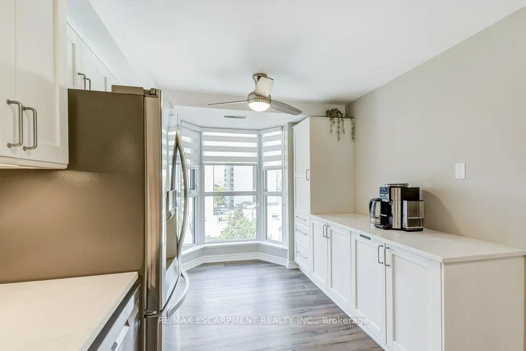 Photo 24 of Unit 9D, 67 Caroline Street S, Hamilton, Durand — HOMEH