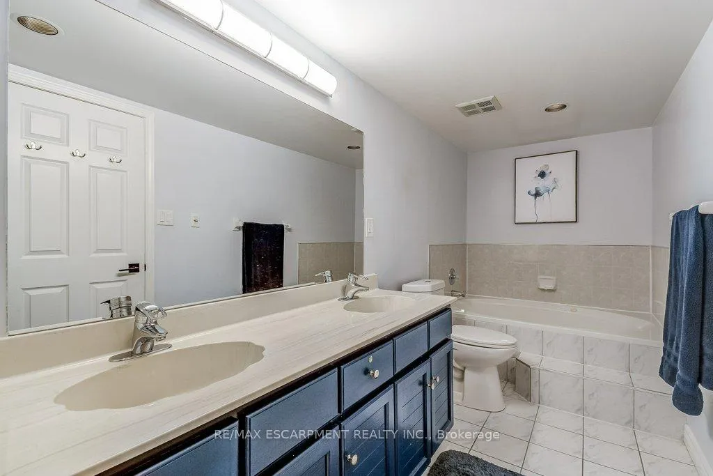 Photo 28 of Unit 9D, 67 Caroline Street S, Hamilton, Durand — HOMEH