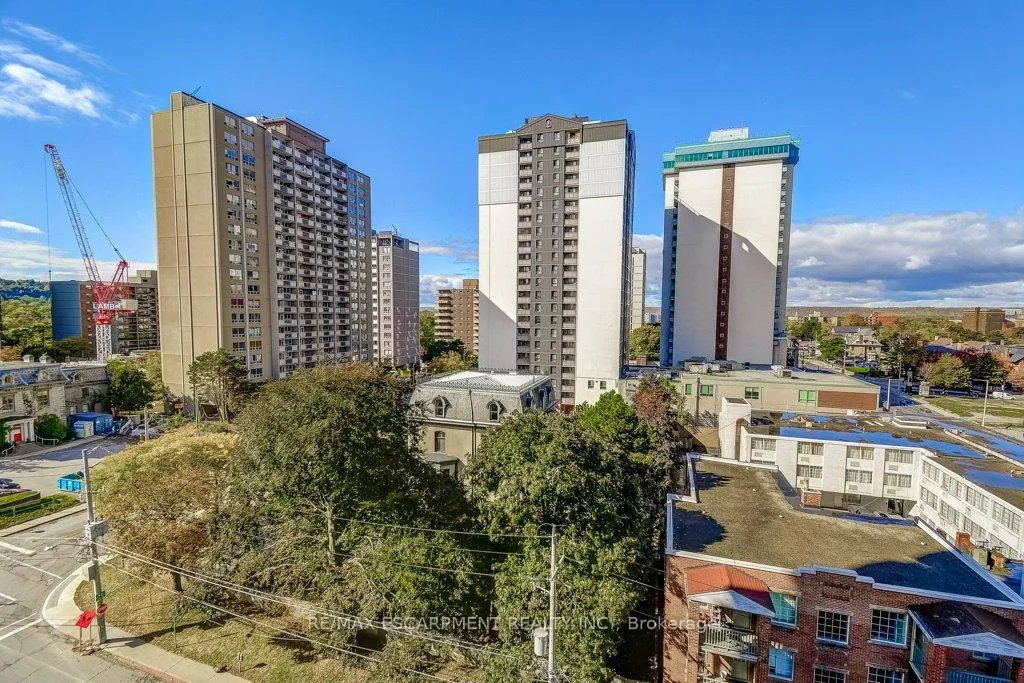 Photo 40 of Unit 9D, 67 Caroline Street S, Hamilton, Durand — HOMEH