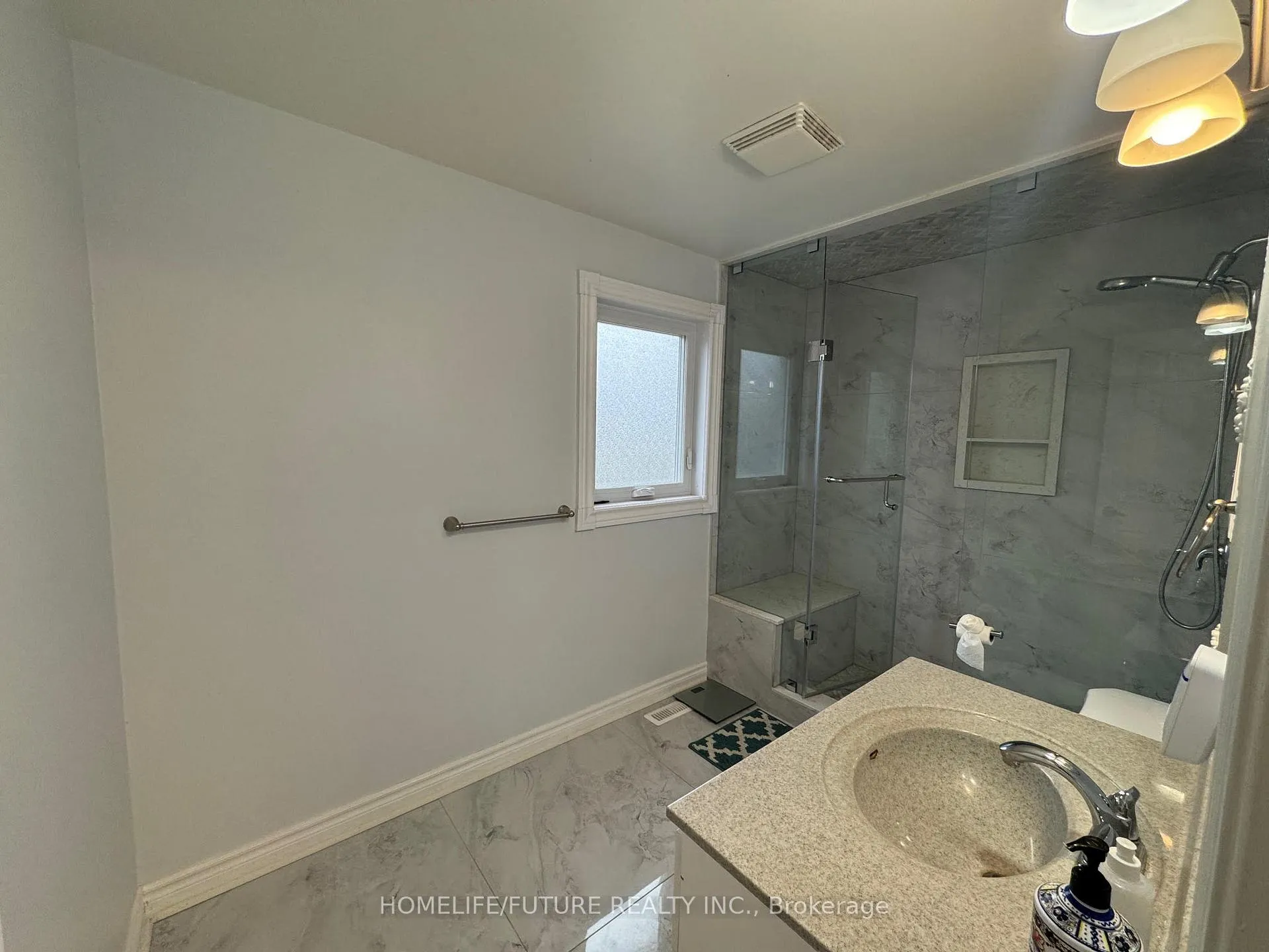 Photo 13 of 14 Lowder Place, Whitby, Blue Grass Meadows — HOMEH