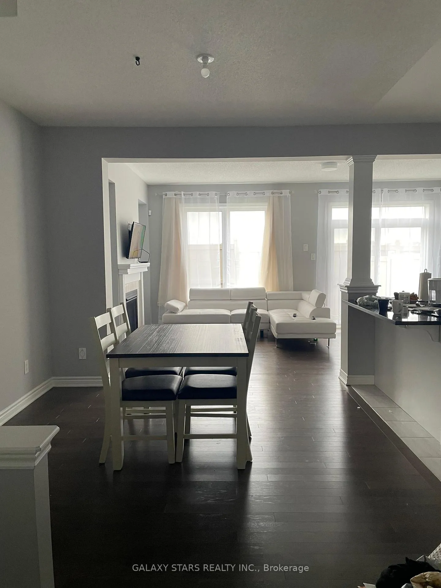 Photo 3 of 327 Aphelion Crescent, Ottawa, Barrhaven - Half Moon Bay — HOMEH