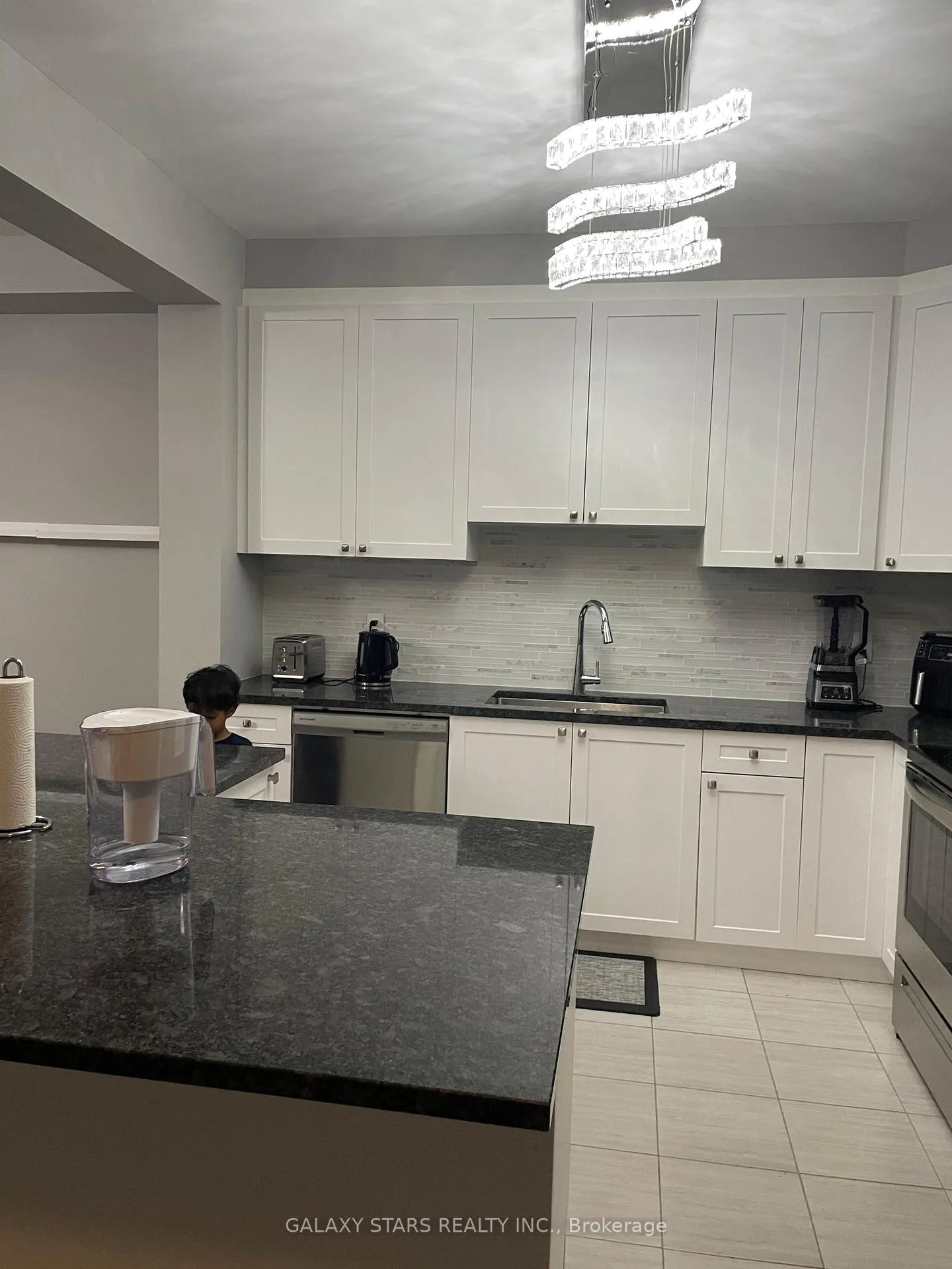 Photo 7 of 327 Aphelion Crescent, Ottawa, Barrhaven - Half Moon Bay — HOMEH