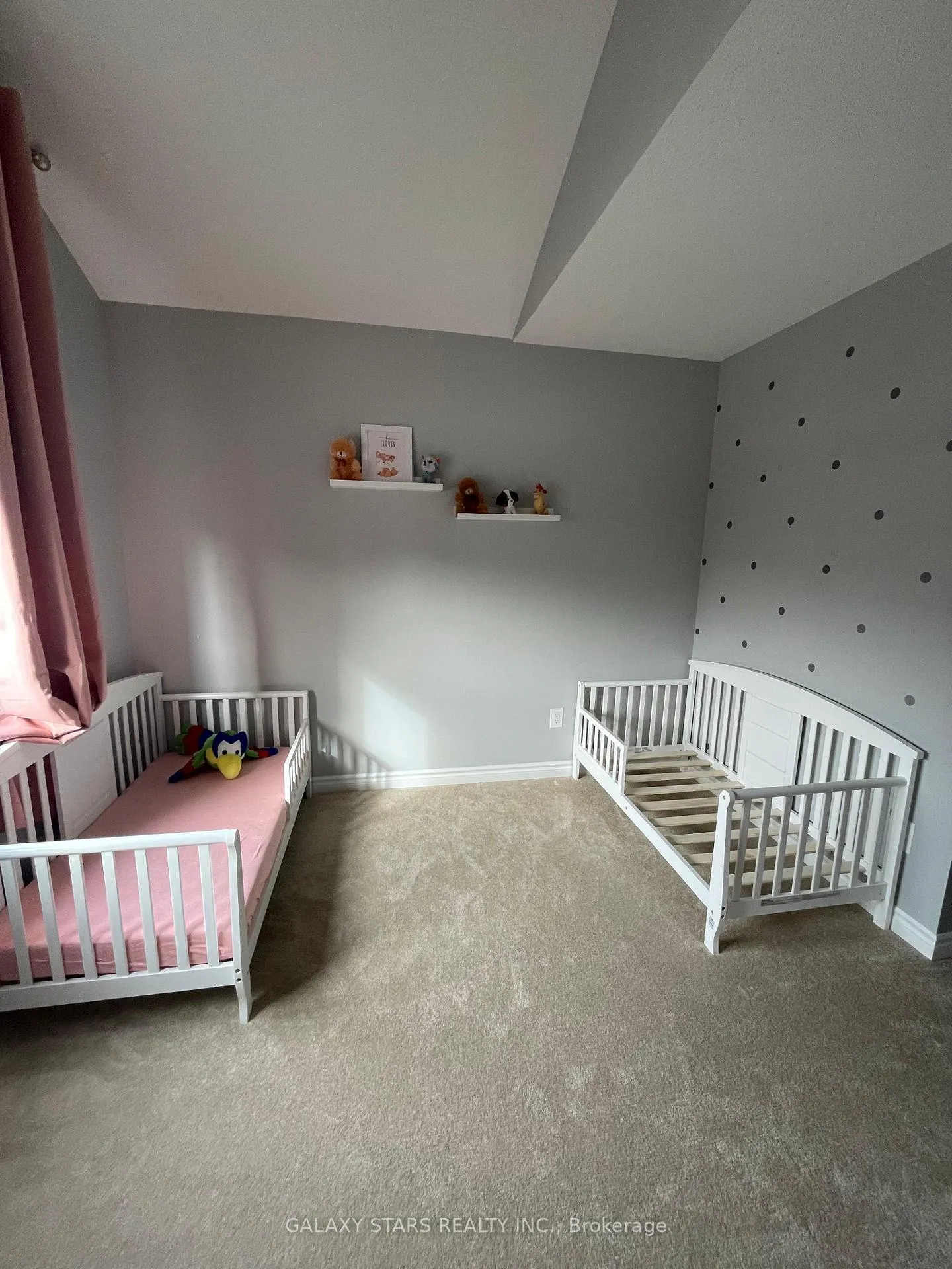 Photo 16 of 327 Aphelion Crescent, Ottawa, Barrhaven - Half Moon Bay — HOMEH