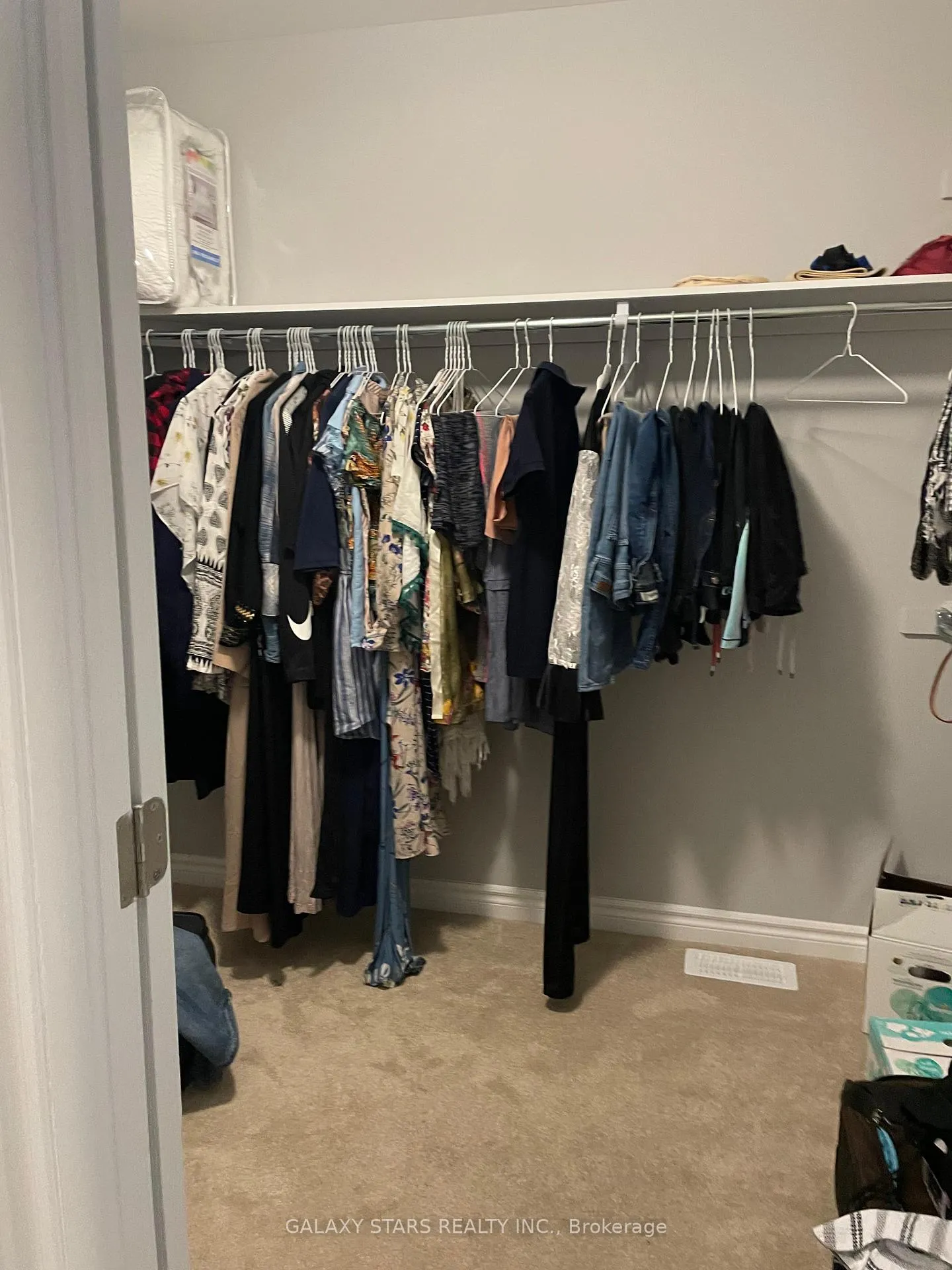 Photo 21 of 327 Aphelion Crescent, Ottawa, Barrhaven - Half Moon Bay — HOMEH