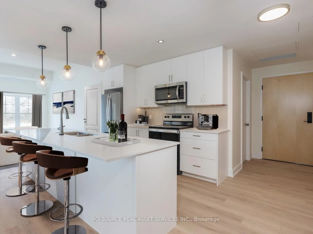 Photo 1 of Unit 212, 121 Mary Street, Clearview, Creemore — HOMEH
