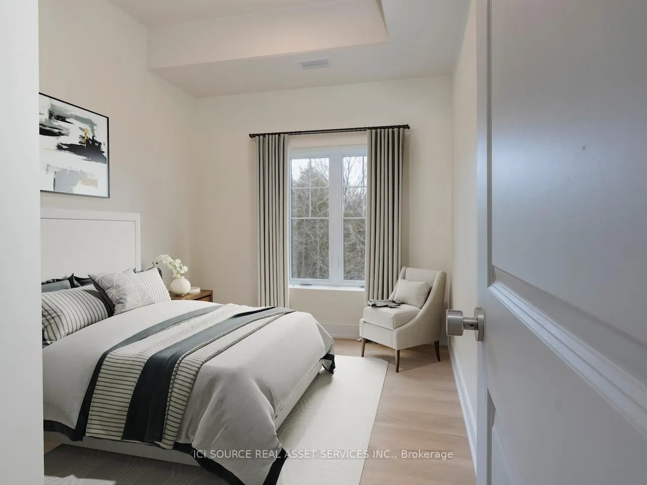 Photo 4 of Unit 212, 121 Mary Street, Clearview, Creemore — HOMEH