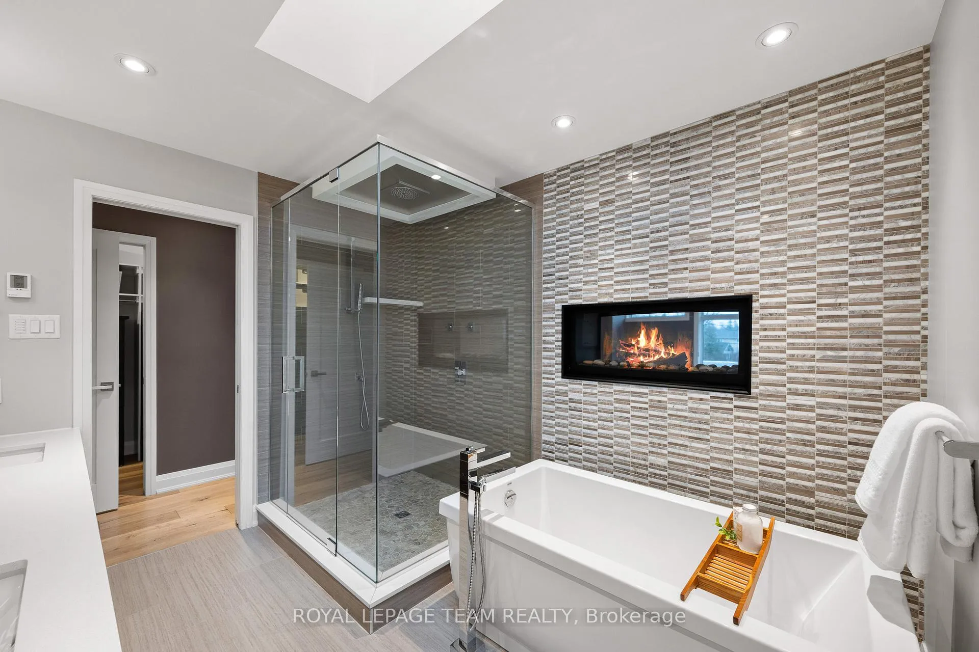 Photo 28 of 2173 Workman Avenue, Ottawa, Westboro West — HOMEH