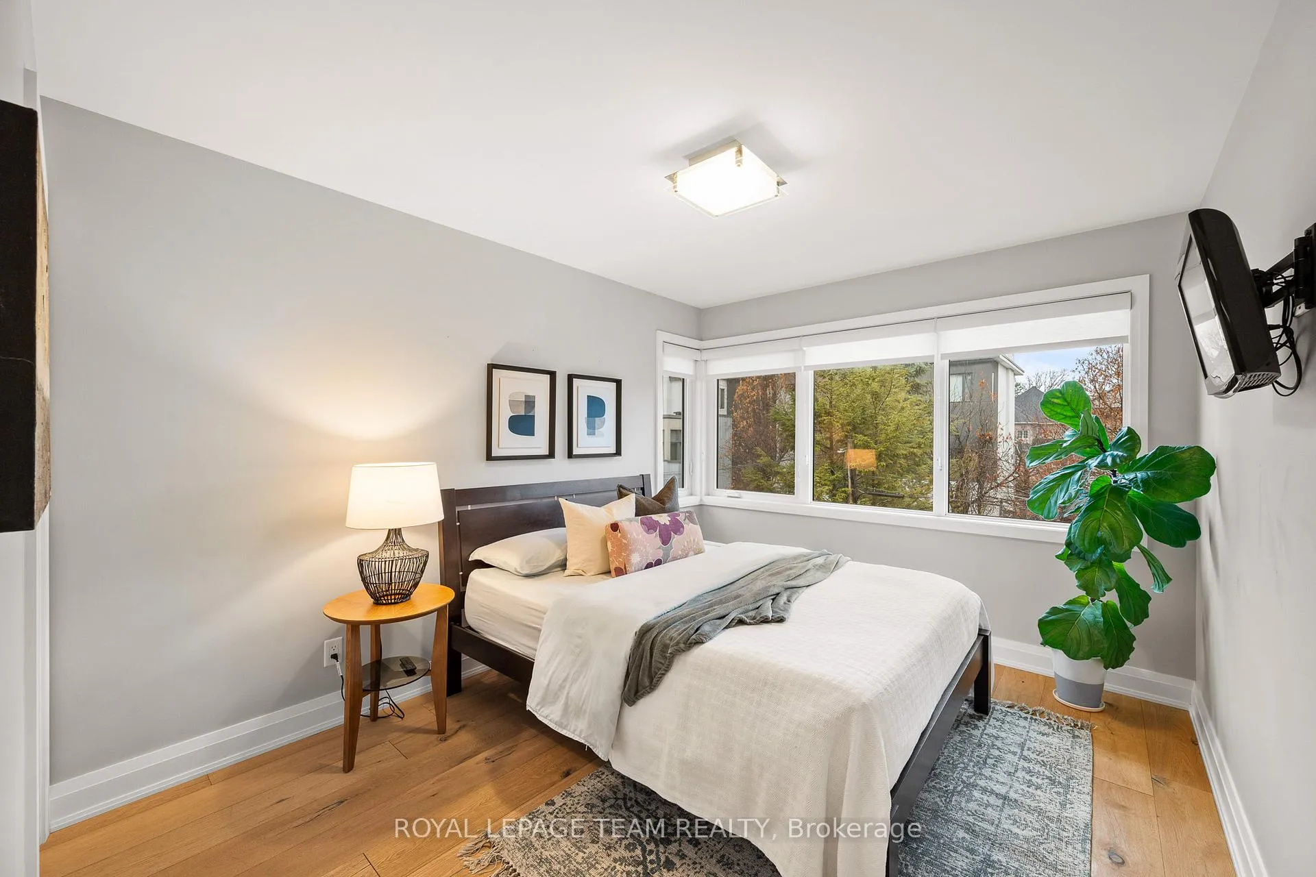 Photo 33 of 2173 Workman Avenue, Ottawa, Westboro West — HOMEH