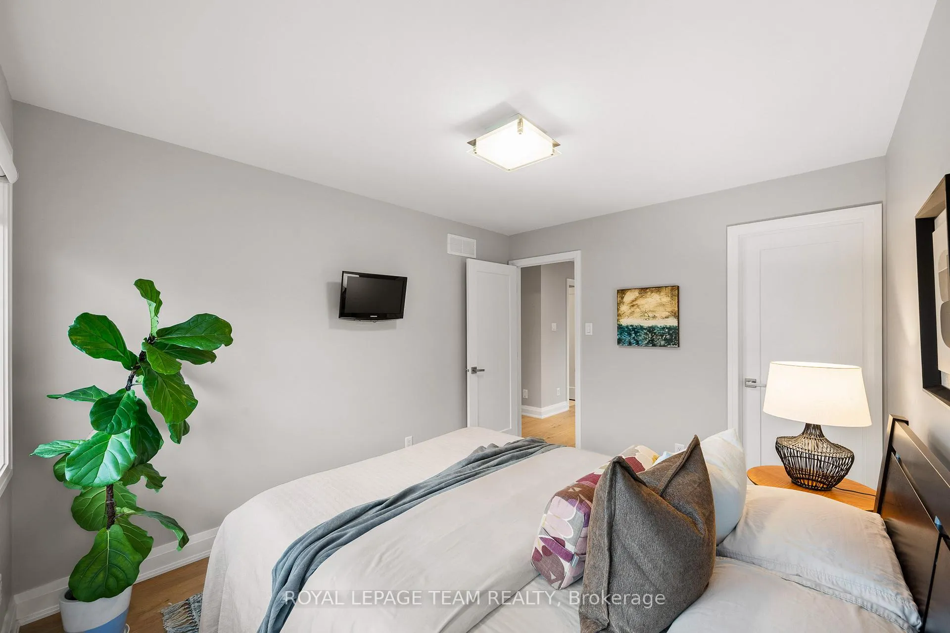 Photo 34 of 2173 Workman Avenue, Ottawa, Westboro West — HOMEH
