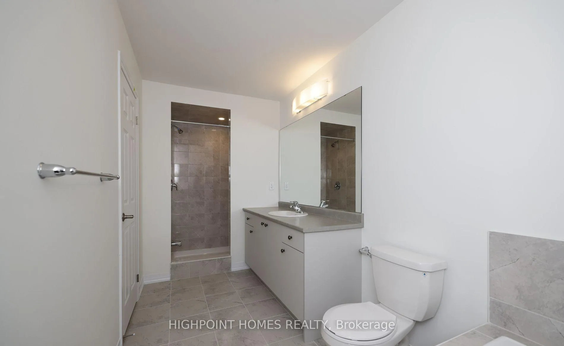 Photo 15 of 175 Velvet Way, Thorold, Rolling Meadows — HOMEH