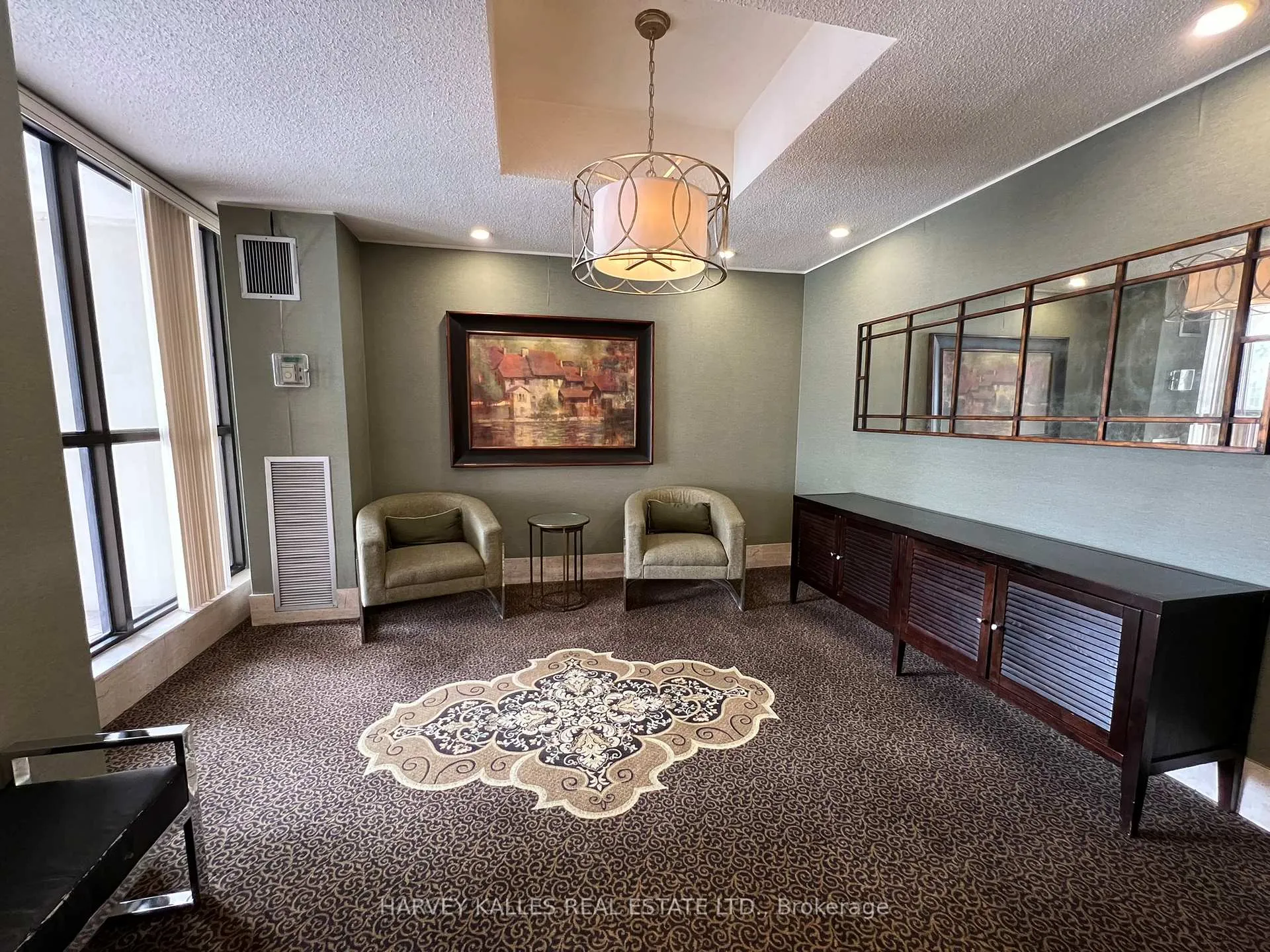 Photo 3 of Unit 704, 150 Neptune Drive, Toronto, Englemount-Lawrence — HOMEH