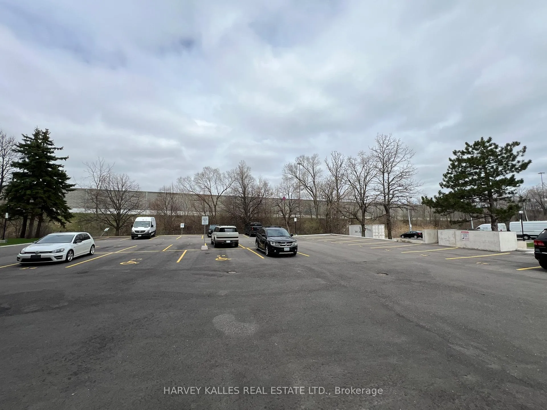 Photo 25 of Unit 704, 150 Neptune Drive, Toronto, Englemount-Lawrence — HOMEH