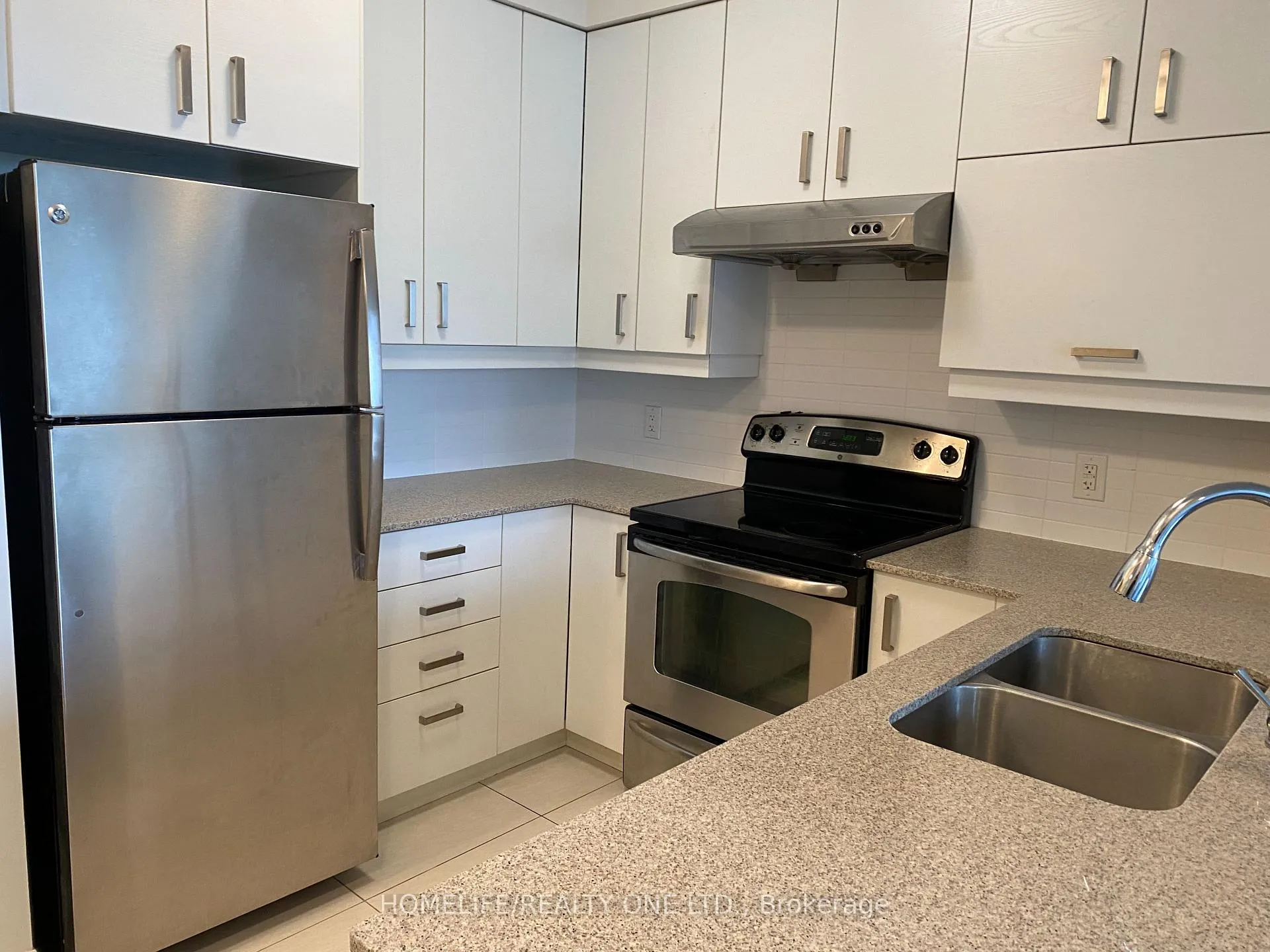 Photo 2 of Unit 607, 8228 Birchmount Road, Markham, Unionville — HOMEH