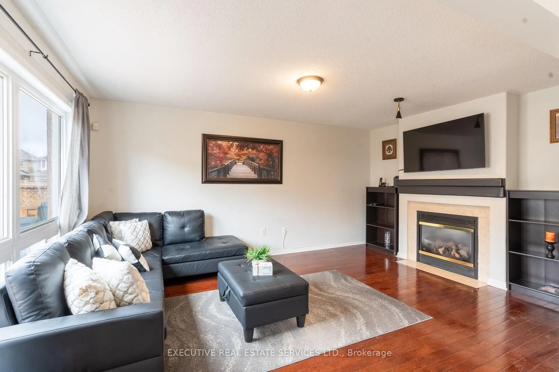 Photo 17 of 20 Wetmeadow Drive E, Brampton, Fletcher's Meadow — HOMEH