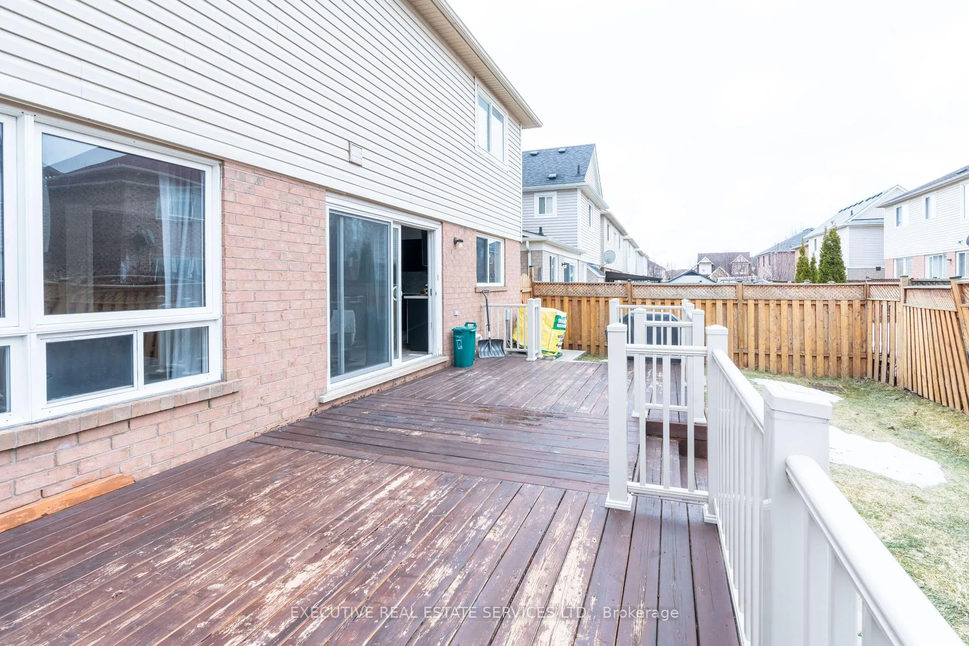 Photo 21 of 20 Wetmeadow Drive E, Brampton, Fletcher's Meadow — HOMEH
