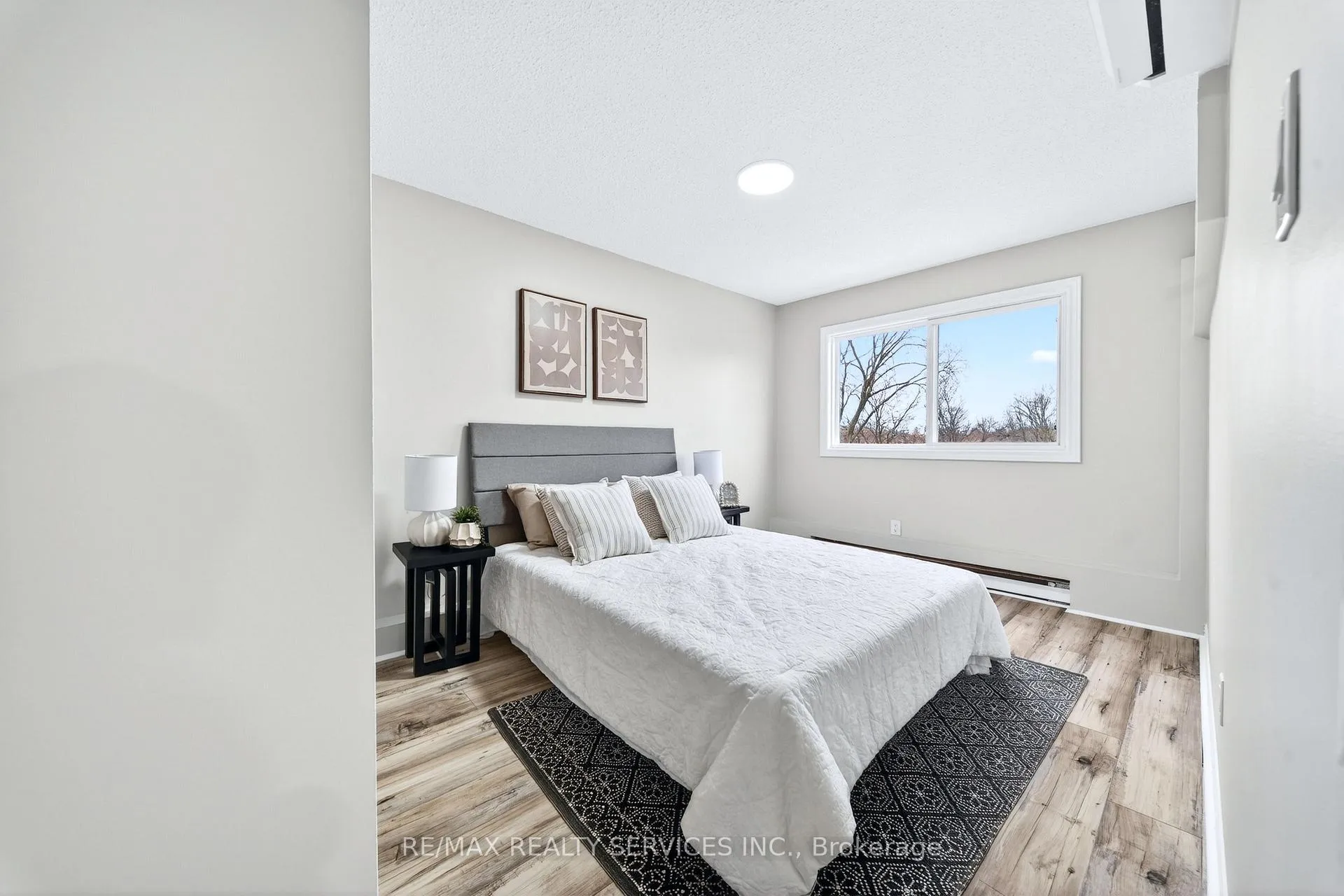 Photo 28 of 179 Milestone Crescent, Aurora, Aurora Village — HOMEH