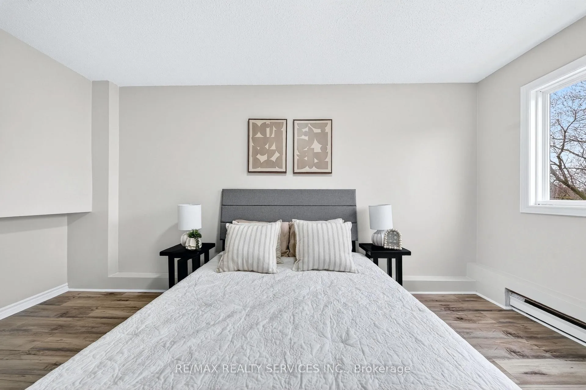 Photo 31 of 179 Milestone Crescent, Aurora, Aurora Village — HOMEH