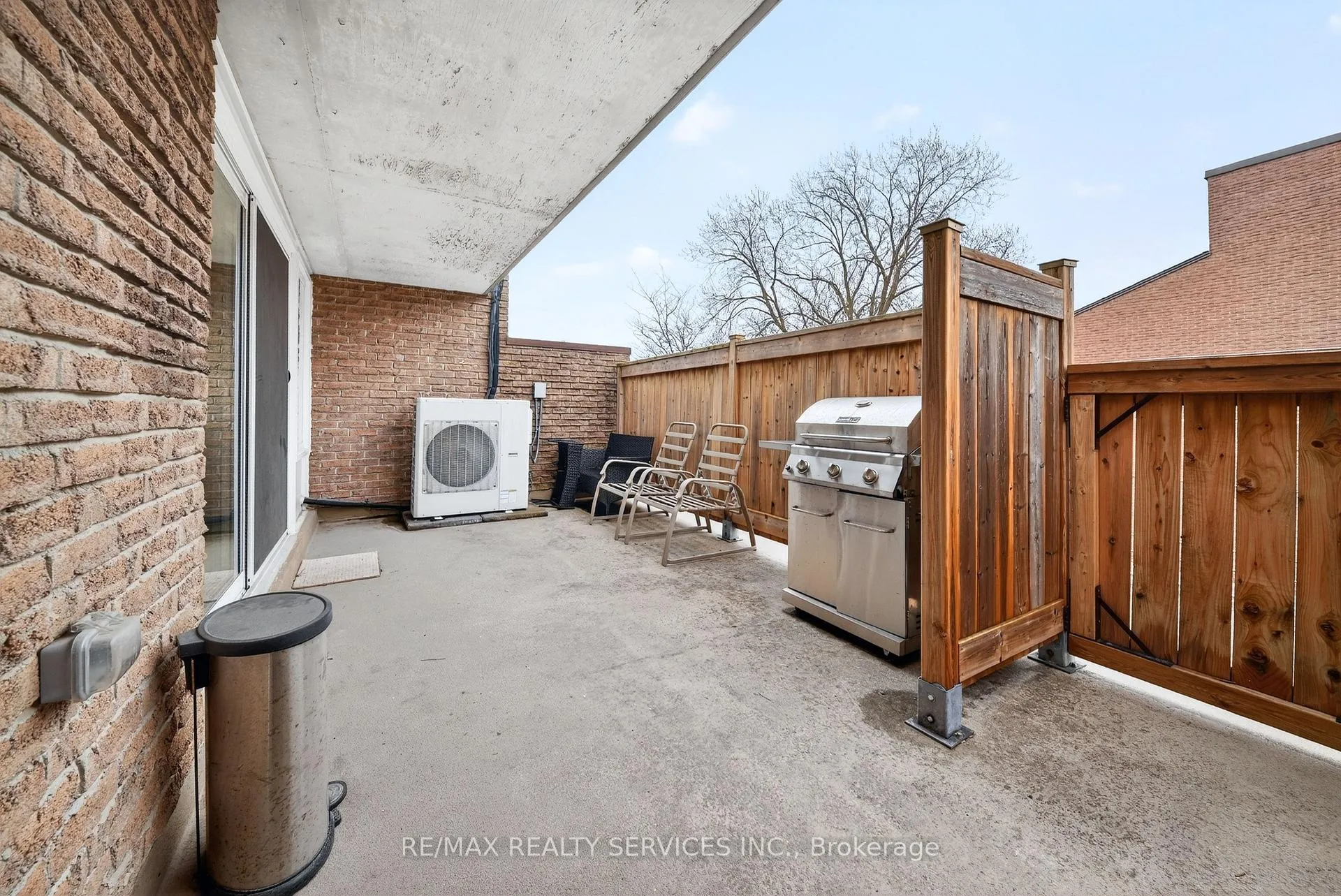 Photo 38 of 179 Milestone Crescent, Aurora, Aurora Village — HOMEH
