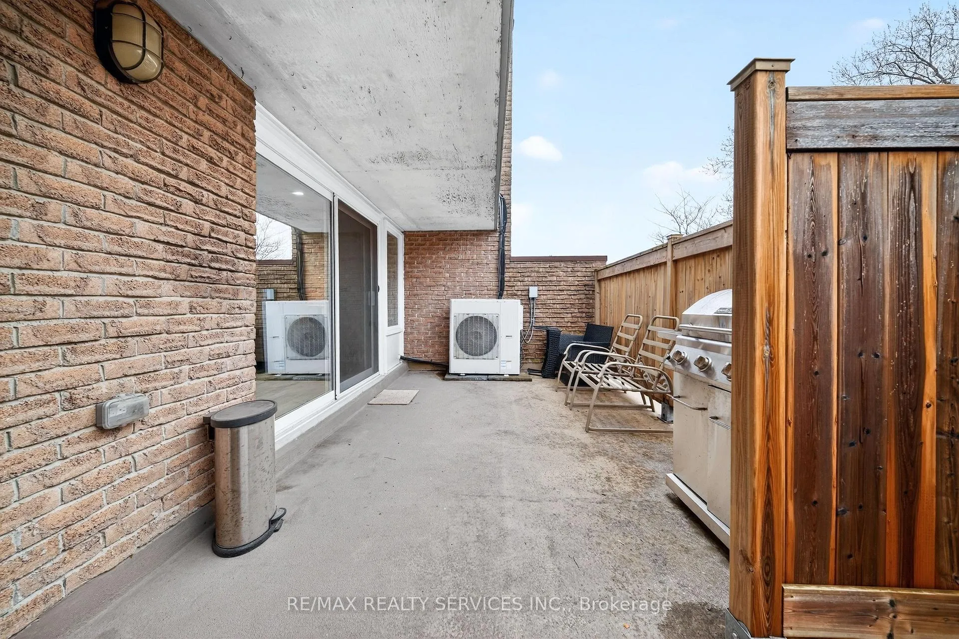 Photo 39 of 179 Milestone Crescent, Aurora, Aurora Village — HOMEH