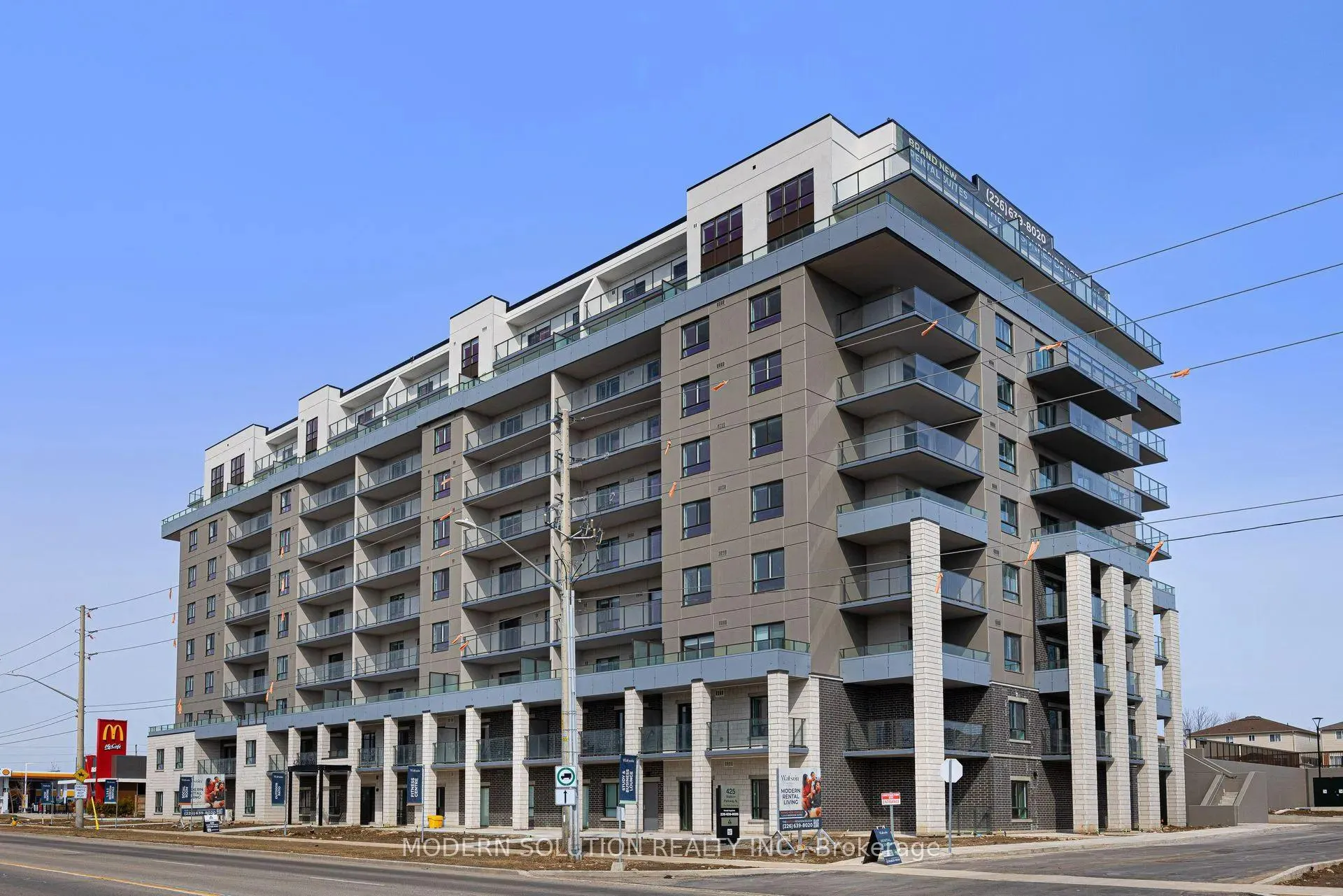 Photo 1 of Unit 907, 425 Watson Parkway N, Guelph, Grange Road — HOMEH