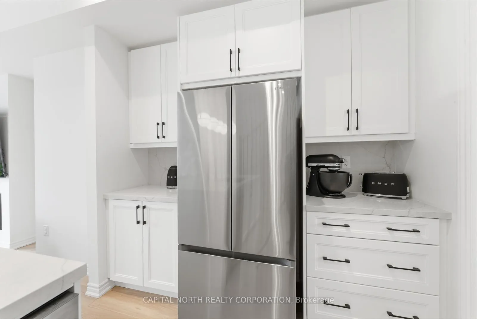 Photo 13 of 32 Holyrood Crescent, Vaughan, Kleinburg — HOMEH