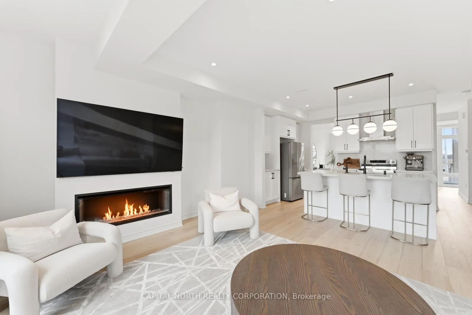 Photo 19 of 32 Holyrood Crescent, Vaughan, Kleinburg — HOMEH