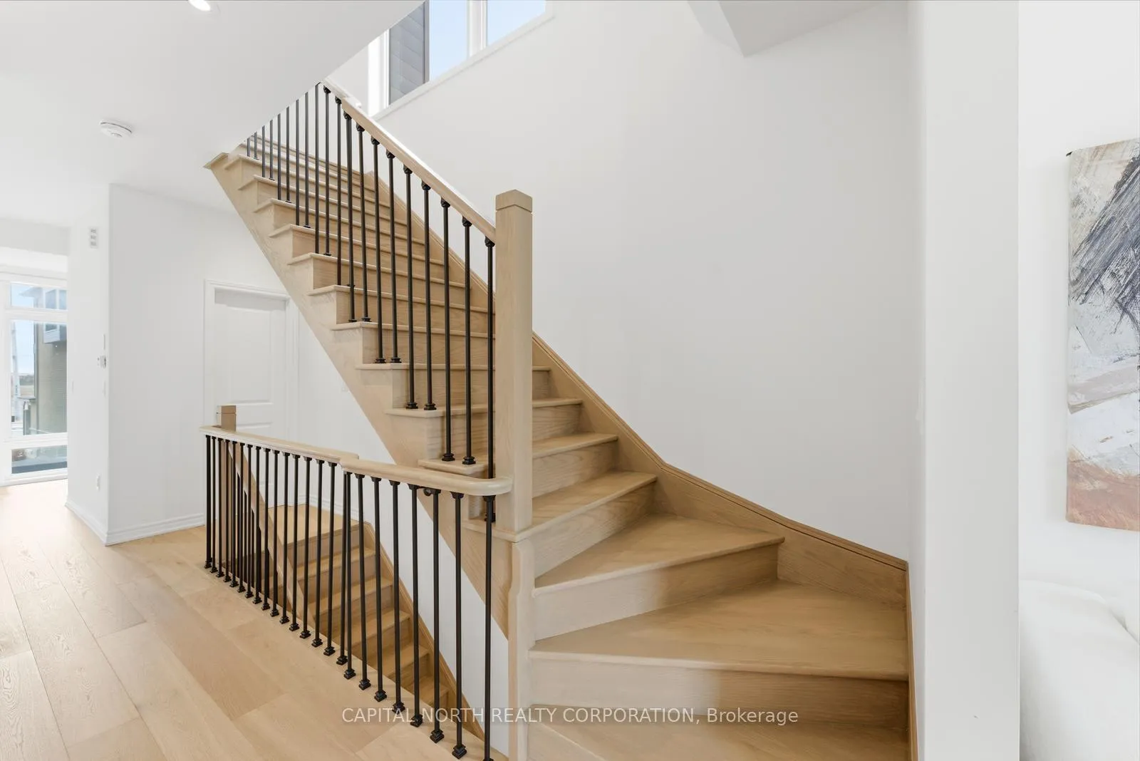 Photo 29 of 32 Holyrood Crescent, Vaughan, Kleinburg — HOMEH