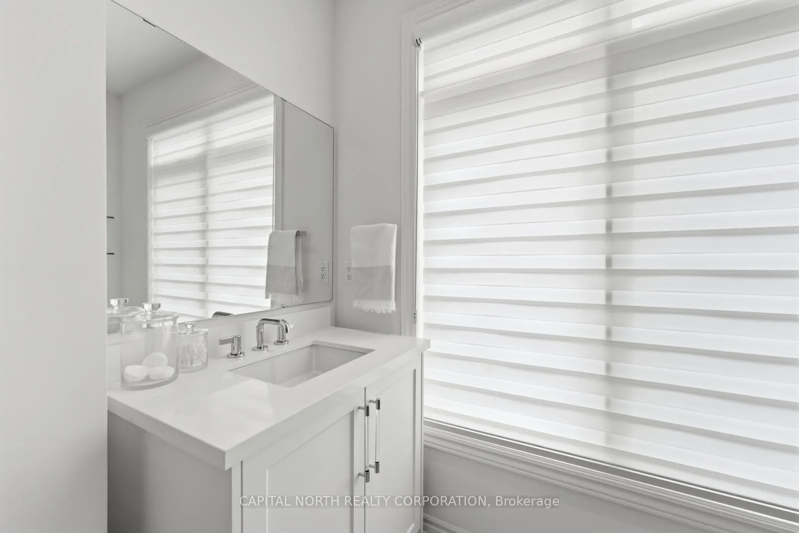 Photo 33 of 32 Holyrood Crescent, Vaughan, Kleinburg — HOMEH