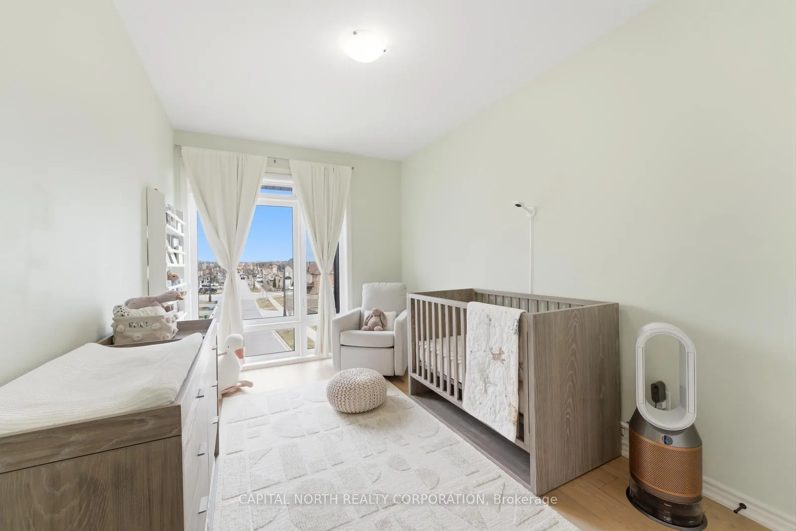 Photo 36 of 32 Holyrood Crescent, Vaughan, Kleinburg — HOMEH