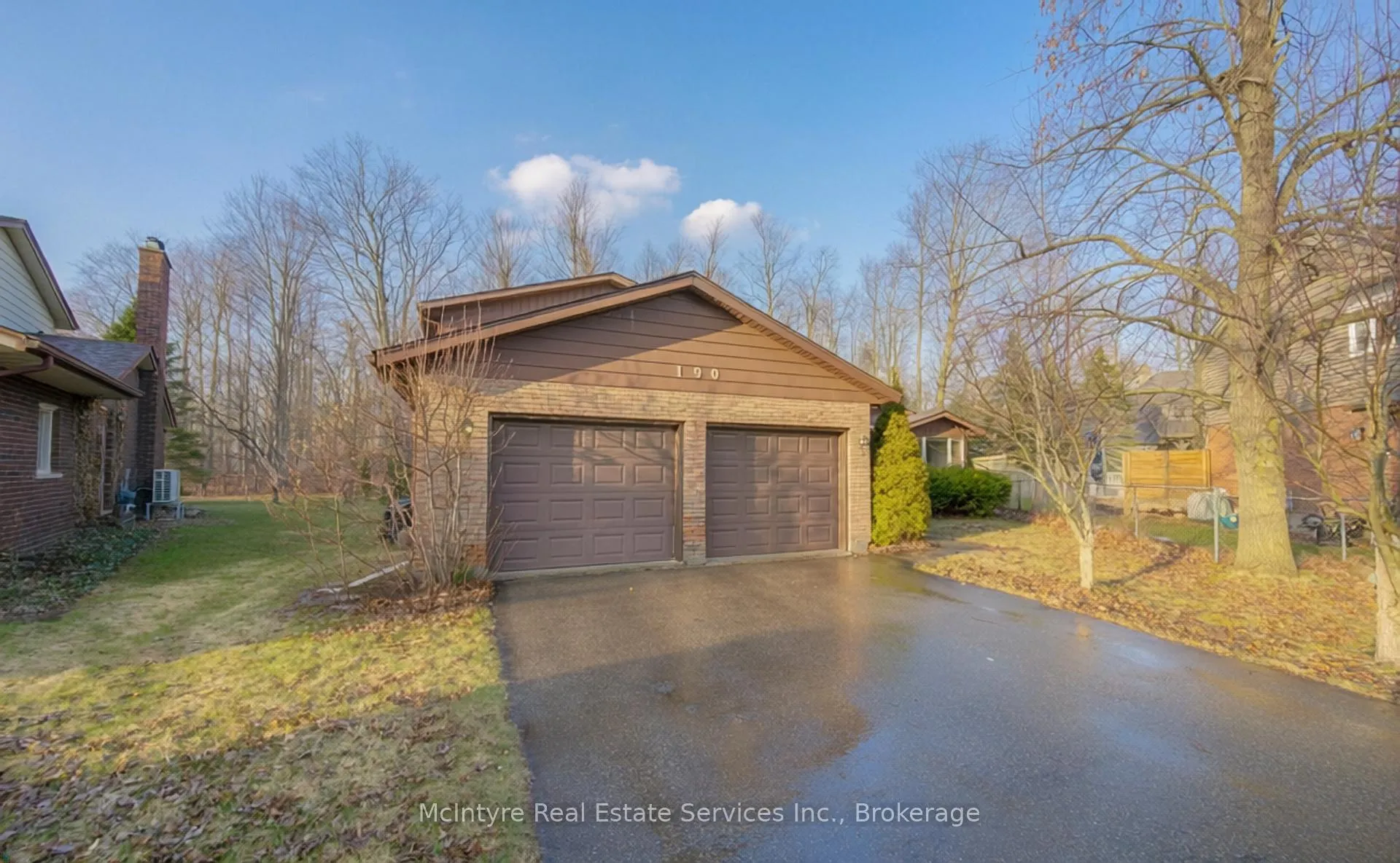 Photo 2 of 190 Silvercrest Drive, Waterloo — HOMEH