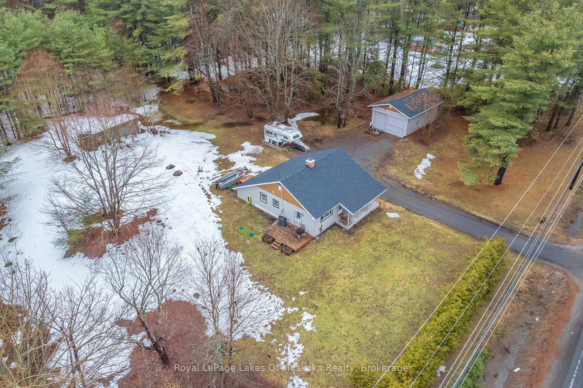 Photo 5 of 1150 Manitoba Street, Bracebridge, Monck (Bracebridge) — HOMEH