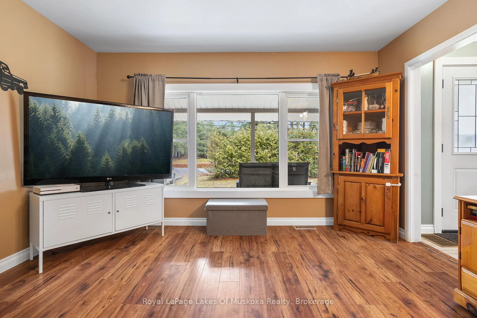 Photo 17 of 1150 Manitoba Street, Bracebridge, Monck (Bracebridge) — HOMEH
