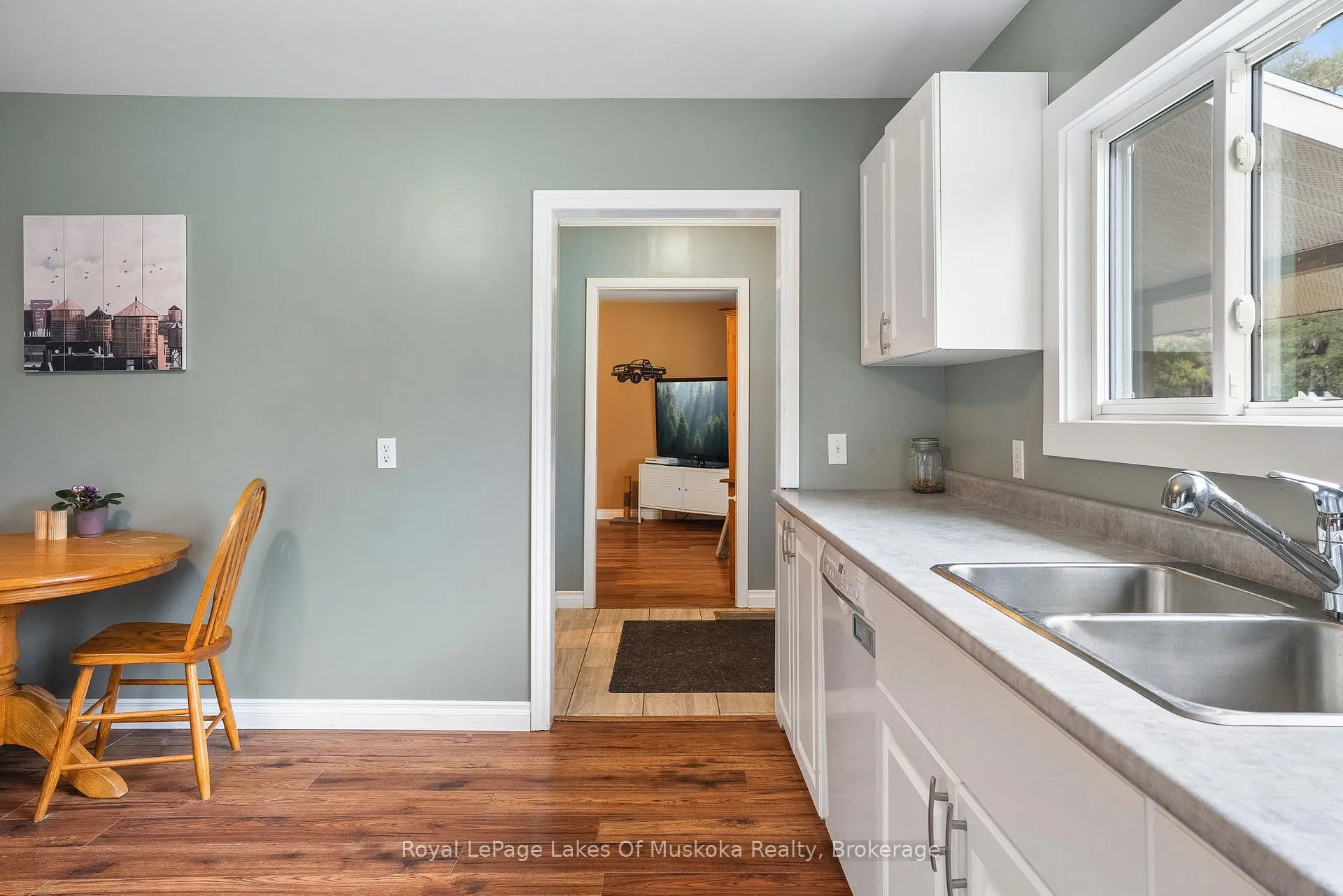 Photo 18 of 1150 Manitoba Street, Bracebridge, Monck (Bracebridge) — HOMEH