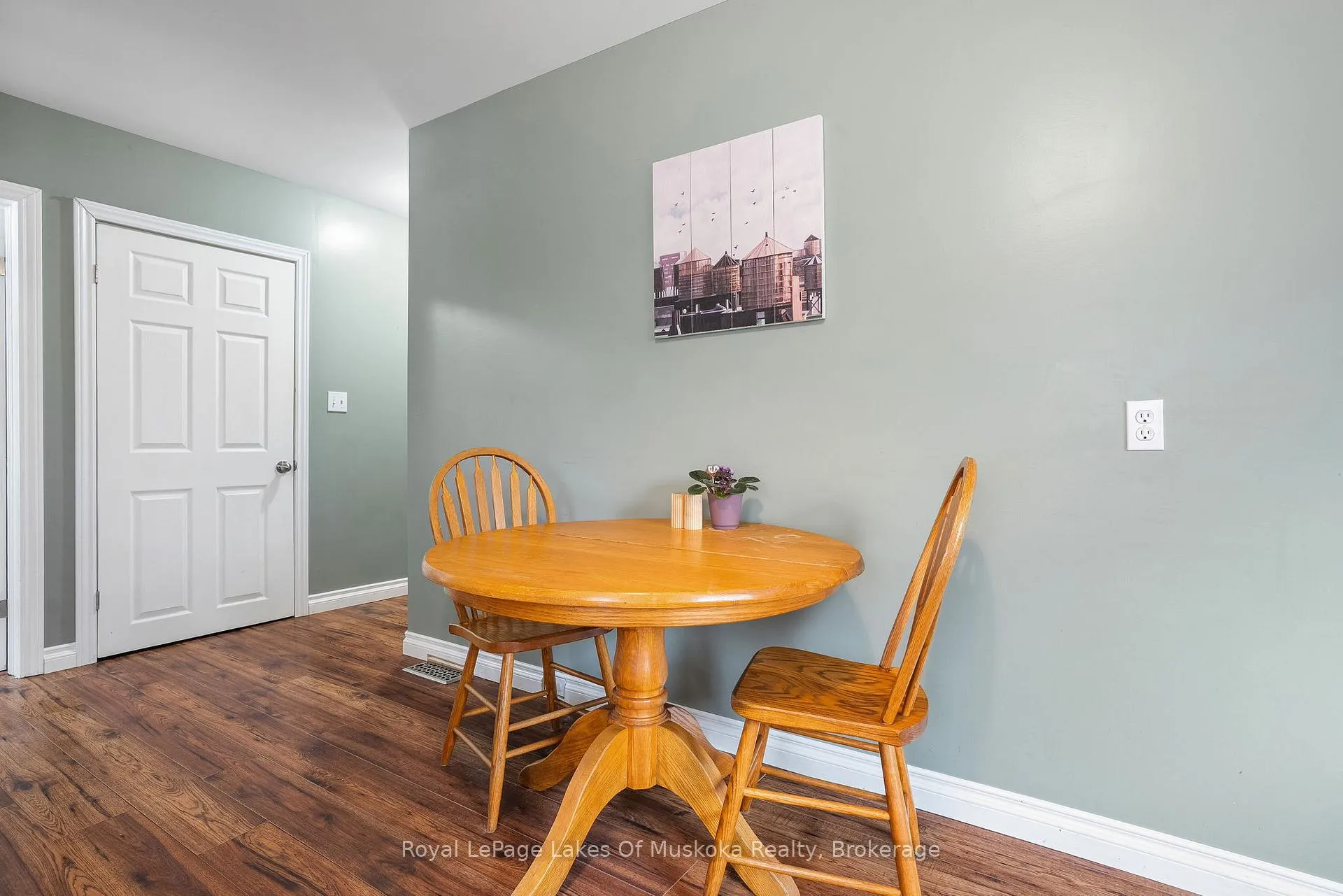 Photo 25 of 1150 Manitoba Street, Bracebridge, Monck (Bracebridge) — HOMEH