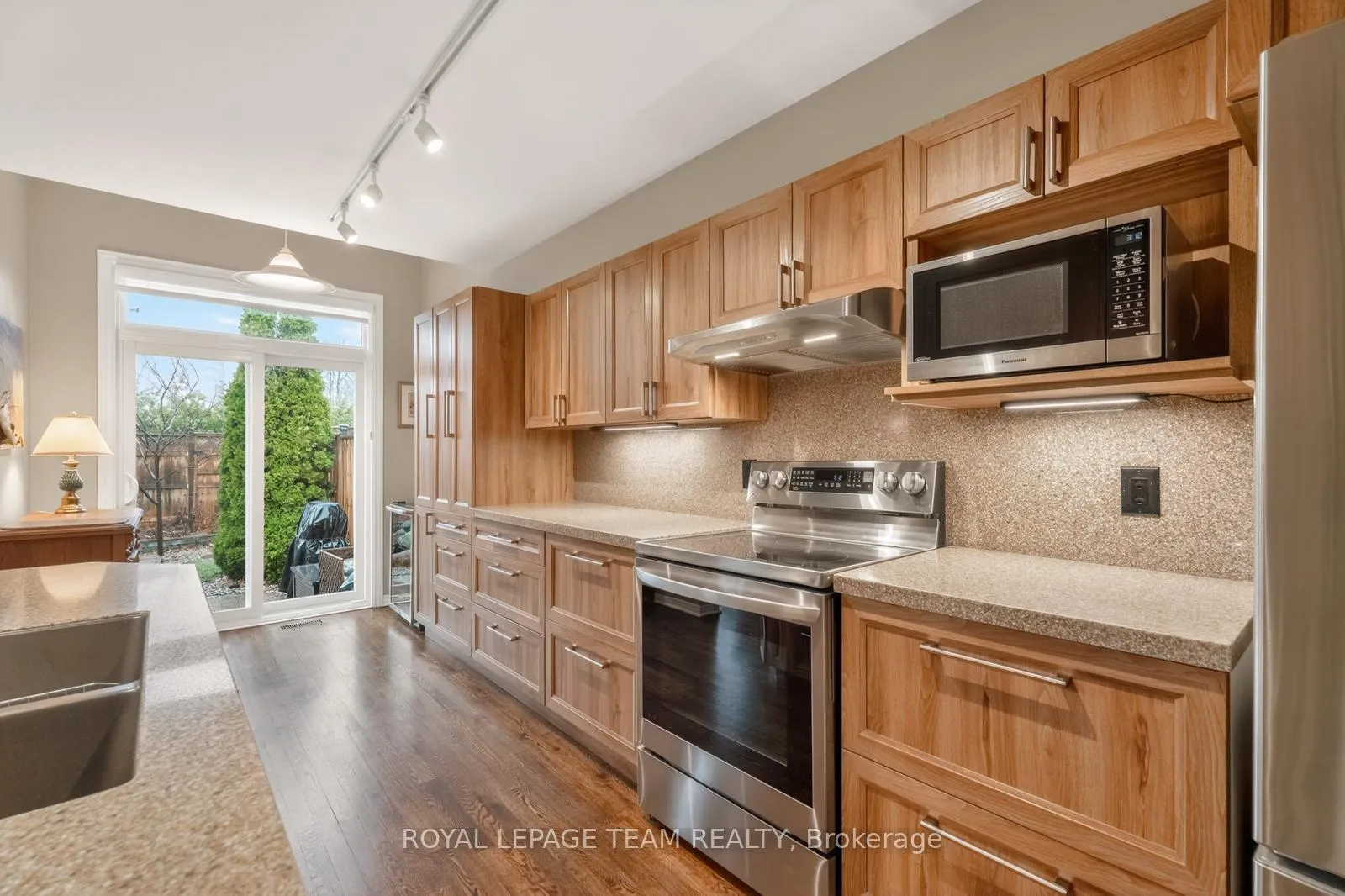 Photo 9 of 9 Borealis Crescent, Ottawa, Carson Meadows — HOMEH