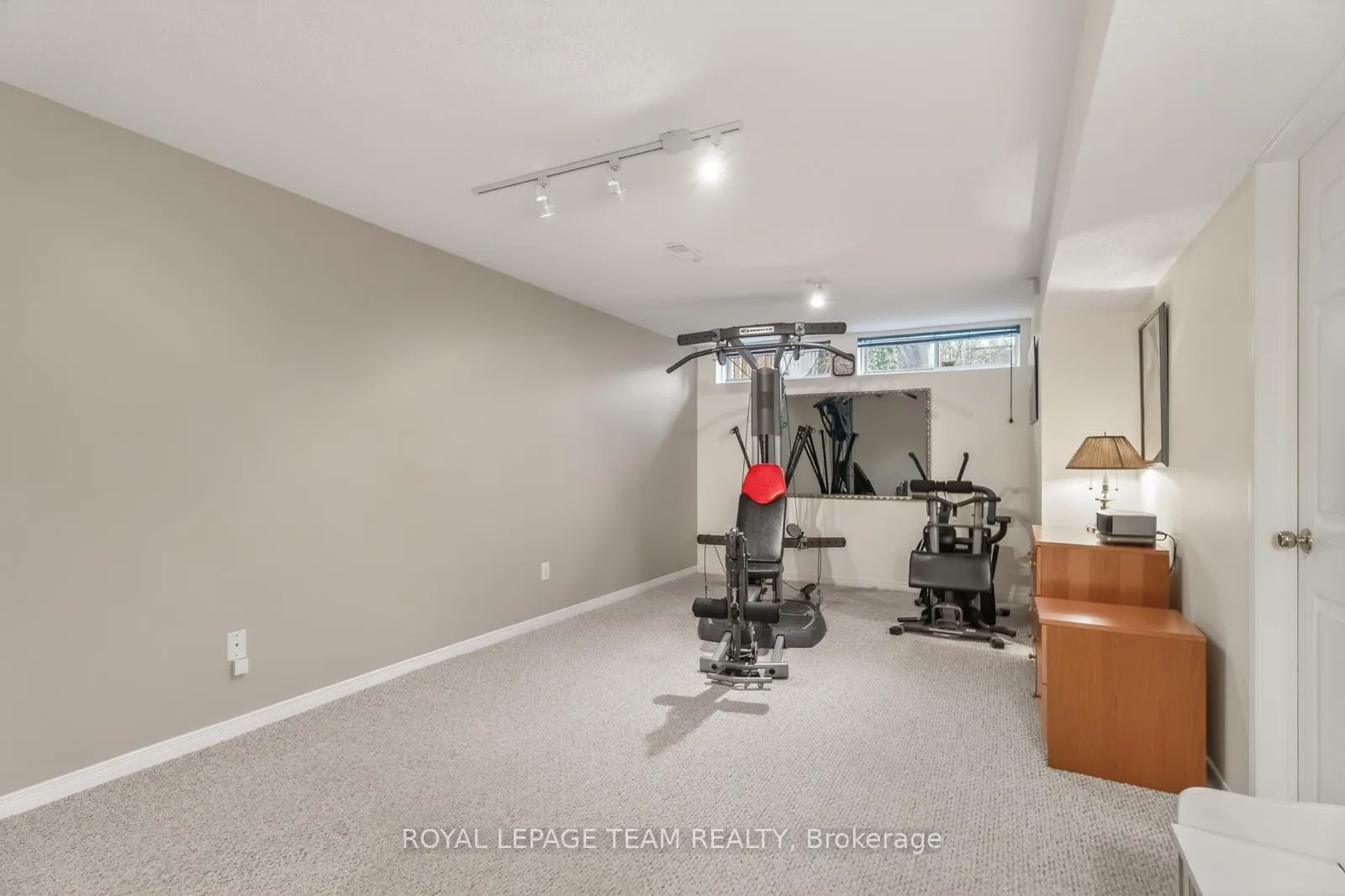 Photo 22 of 9 Borealis Crescent, Ottawa, Carson Meadows — HOMEH