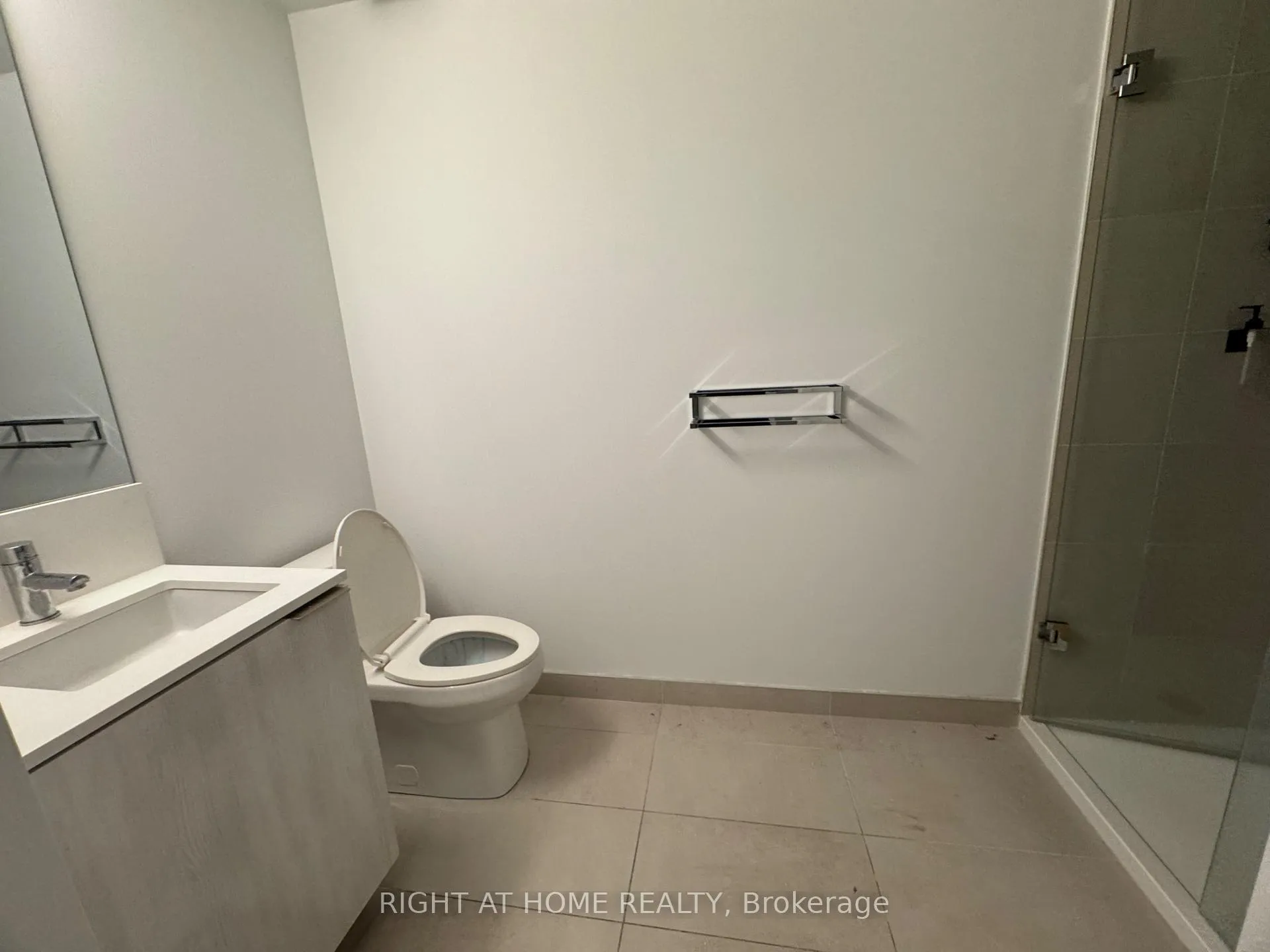 Photo 10 of Unit 2005, 1000 Portage Parkway, Vaughan, Vaughan Corporate Centre — HOMEH