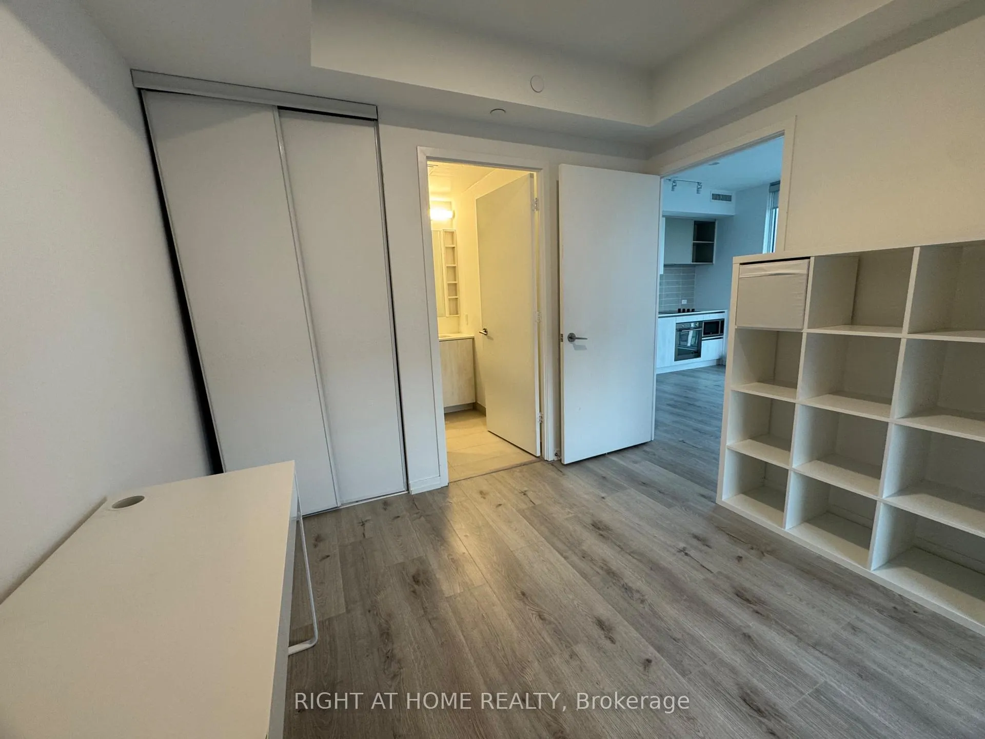 Photo 29 of Unit 2005, 1000 Portage Parkway, Vaughan, Vaughan Corporate Centre — HOMEH