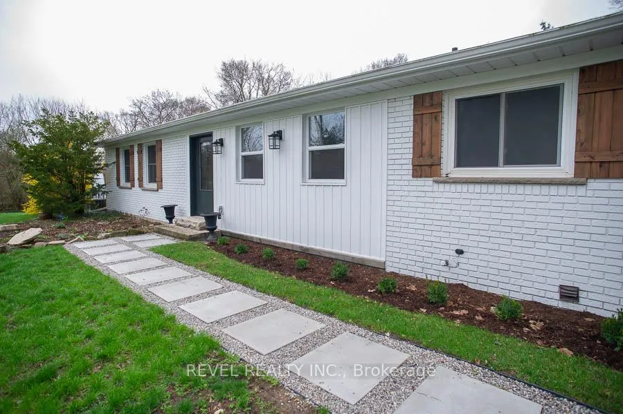 Photo 4 of 20 Russell Street, Brant, Brantford Twp — HOMEH